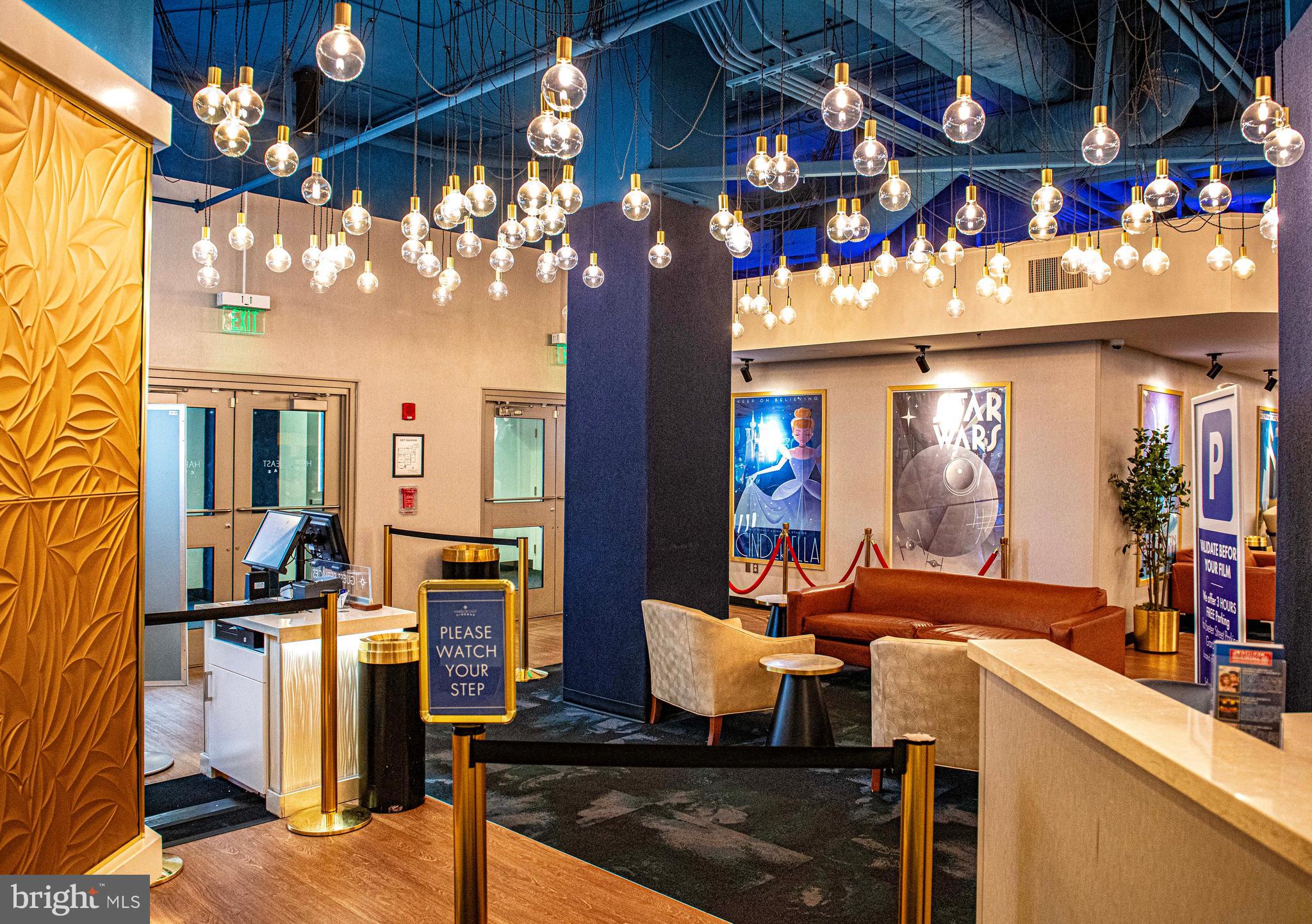 HARBOR EAST - Residential