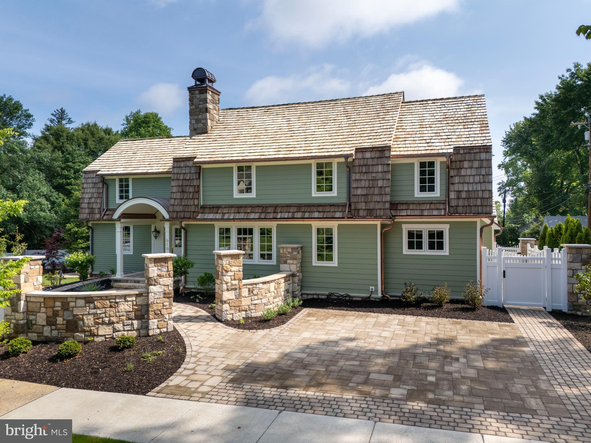 COLLEGE HEIGHTS - Residential
