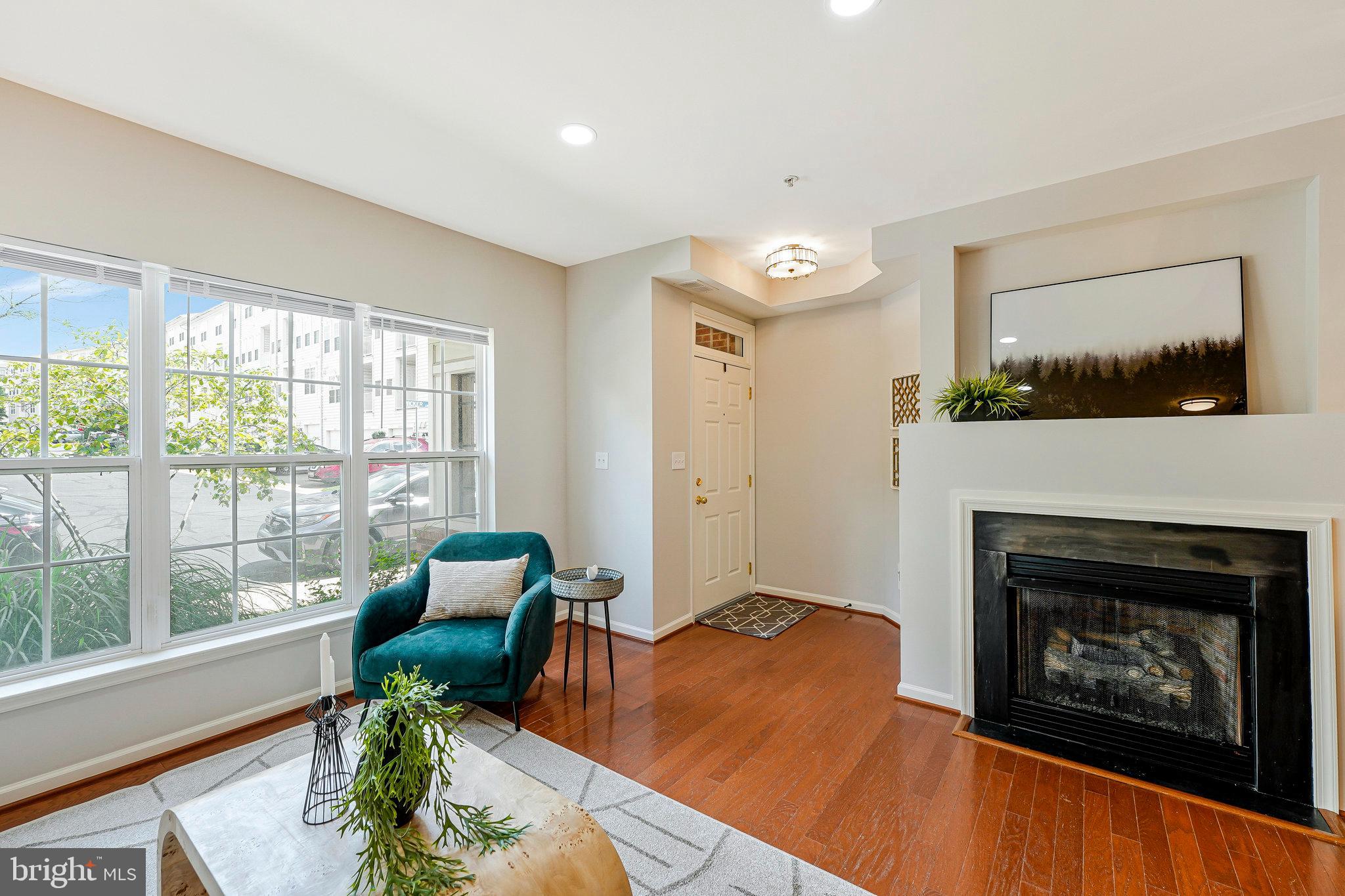 CENTREVILLE CROSSING - Residential
