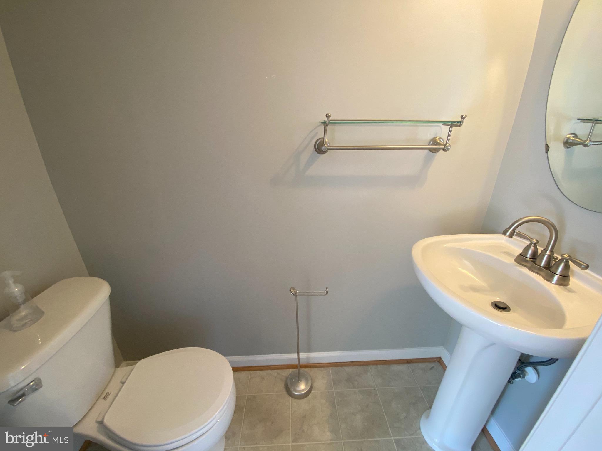 LAKELAND PLACE - Residential
