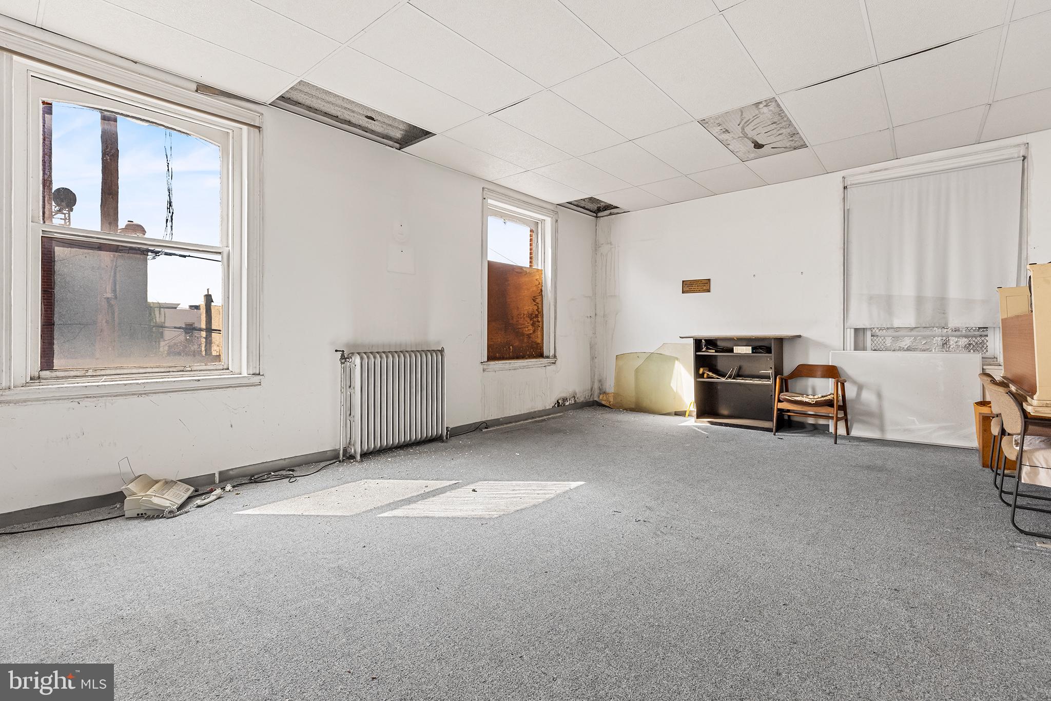 POINT BREEZE - Residential