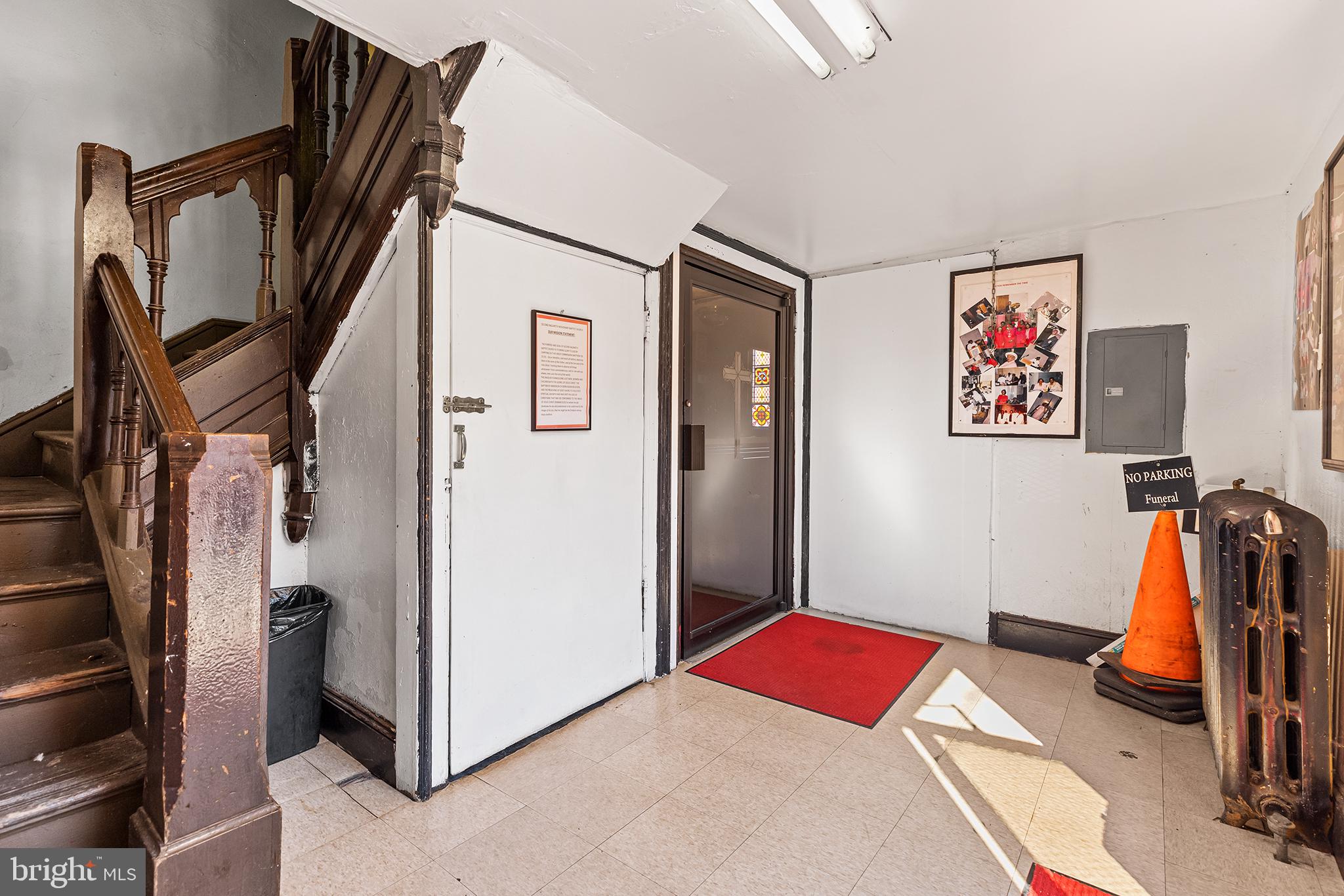 POINT BREEZE - Residential