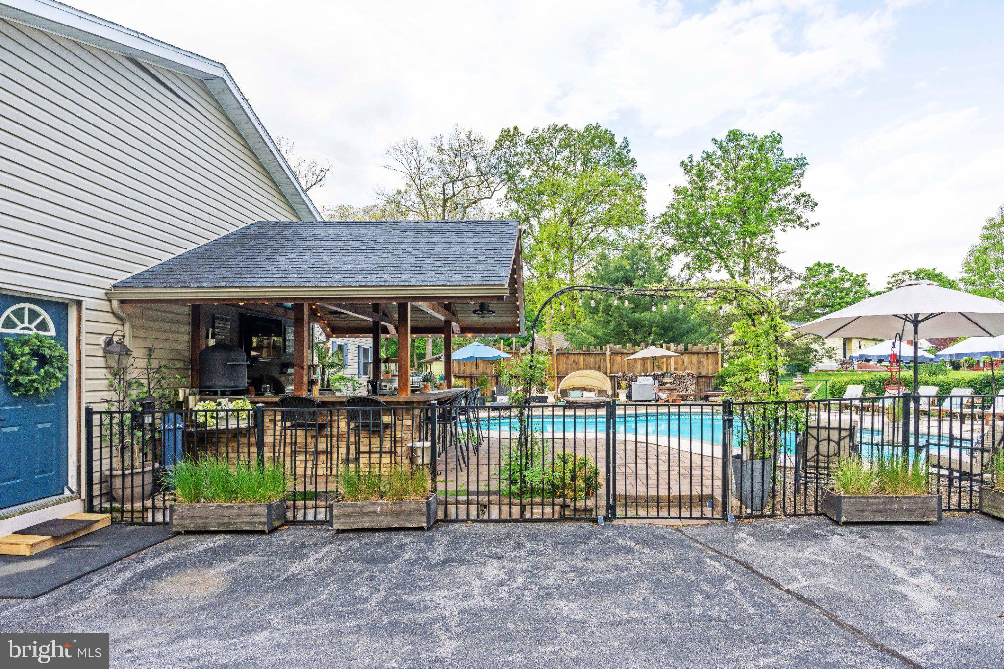 TIPTON - Residential