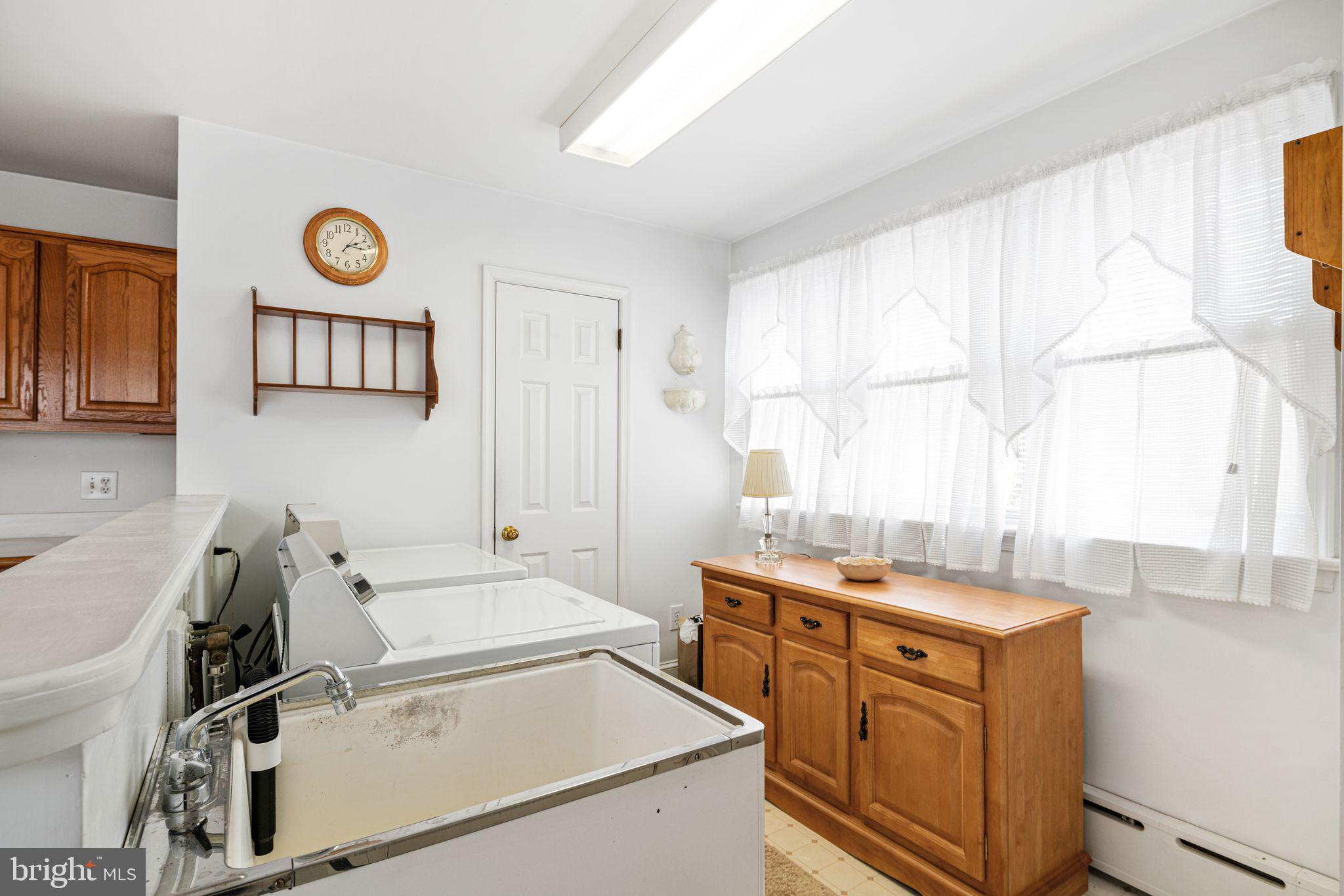 BRIDESBURG - Residential