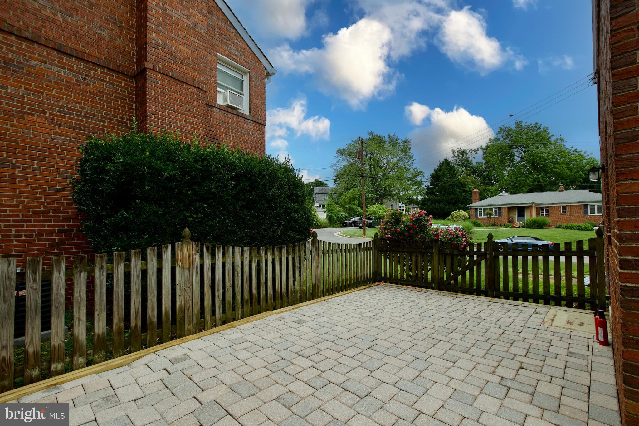 BRADDOCK HEIGHTS - Residential Lease