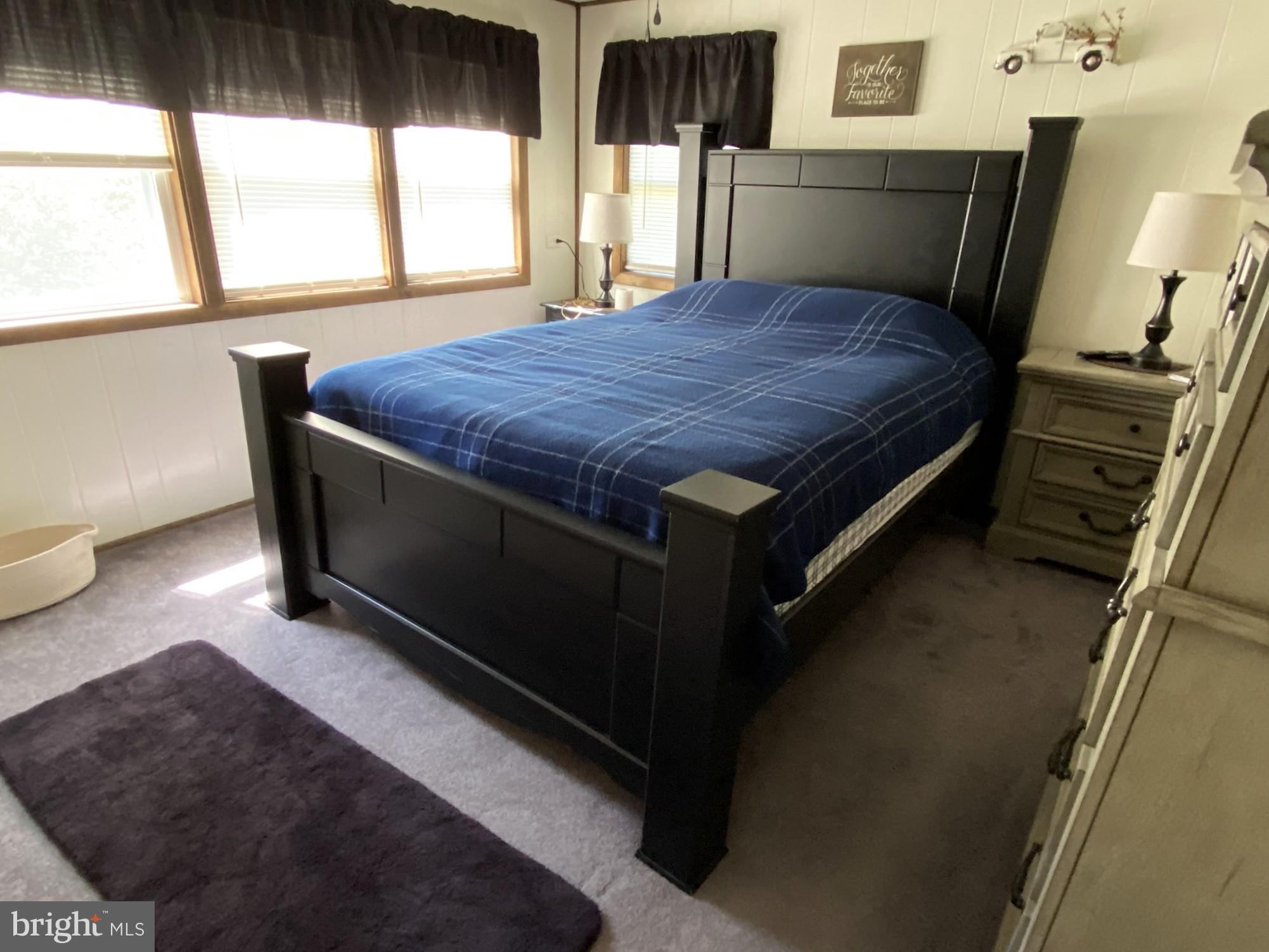GLEN OAKS - Residential
