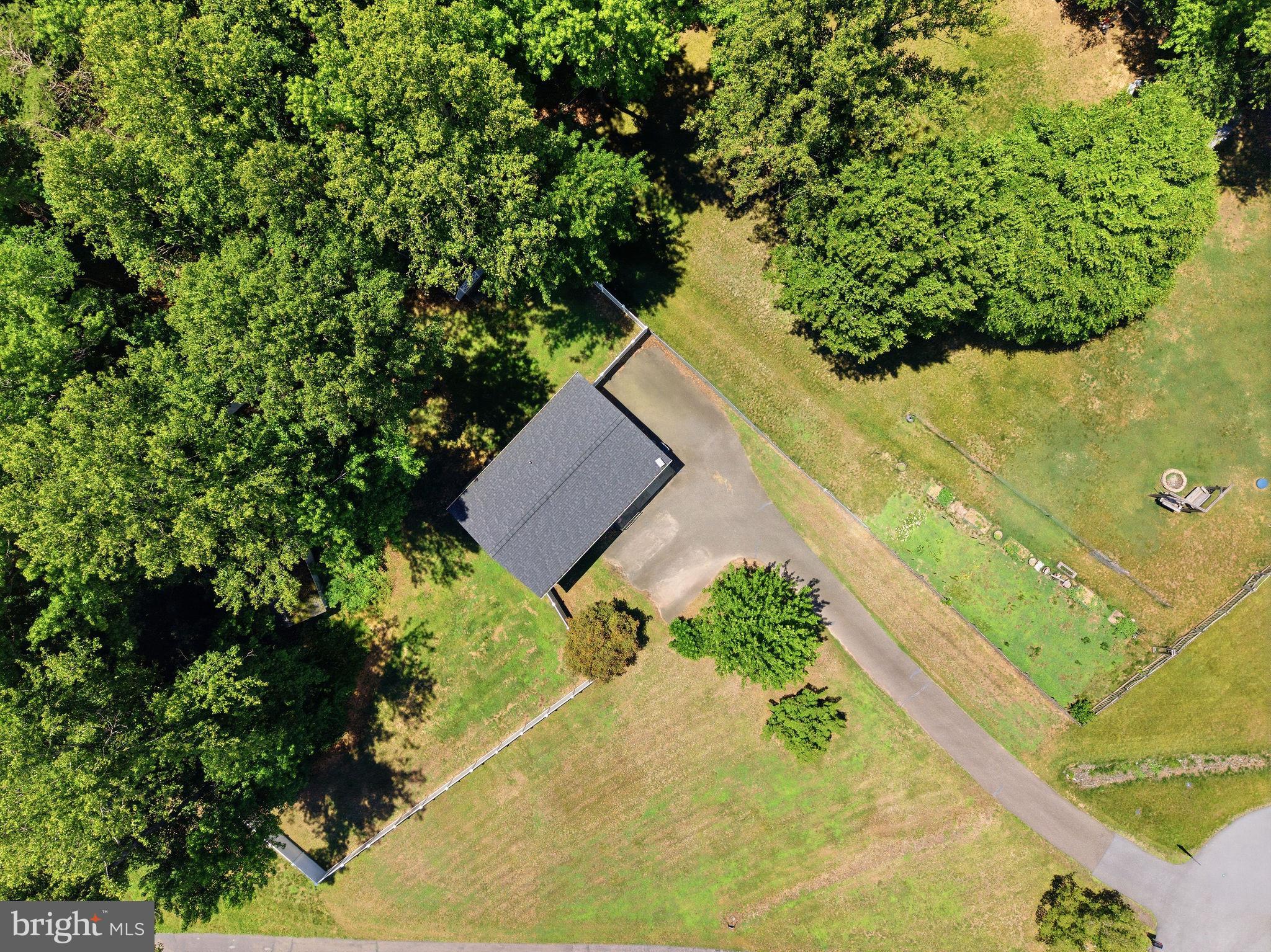 LAUREL RIDGE - Residential