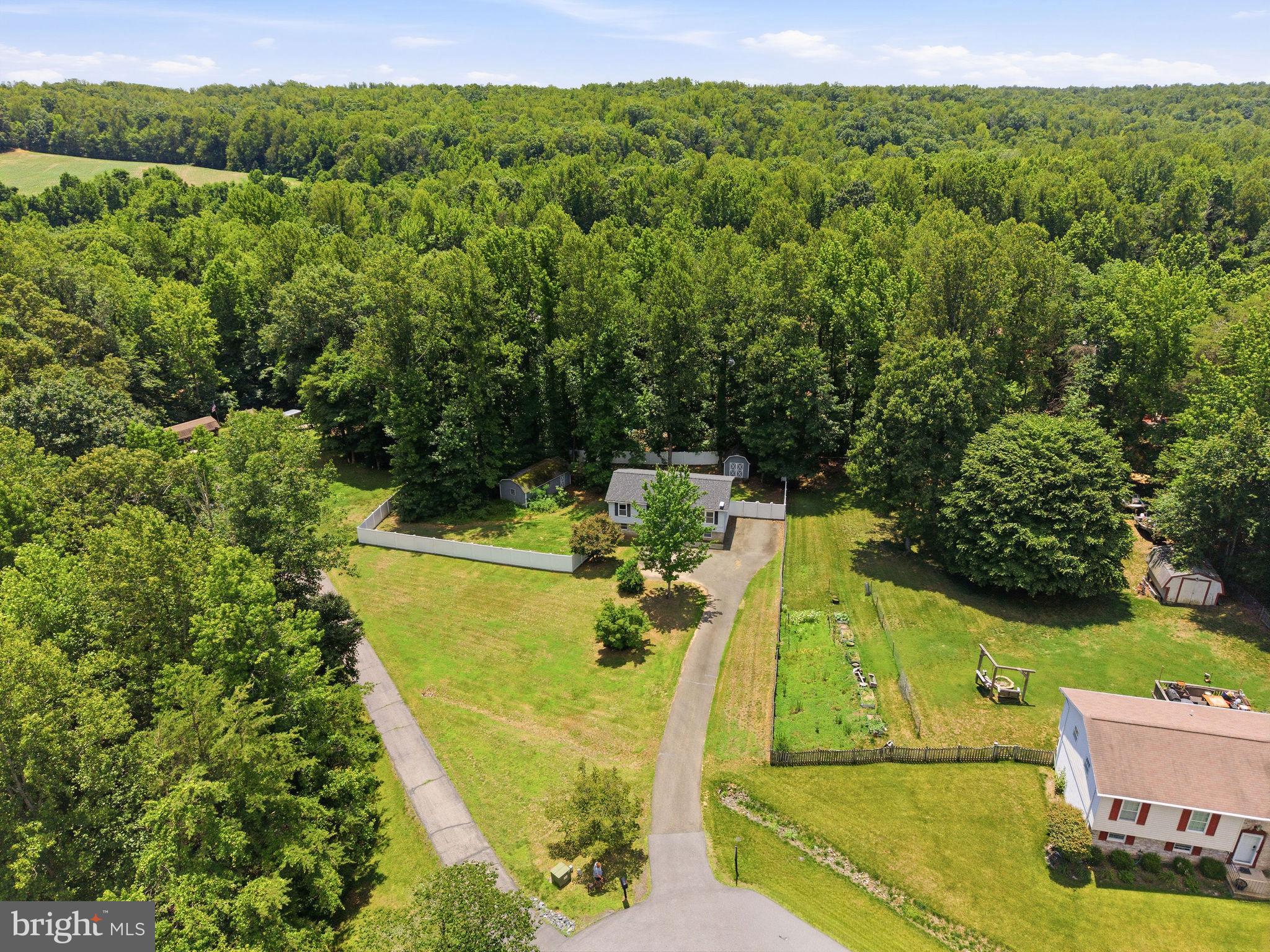 LAUREL RIDGE - Residential