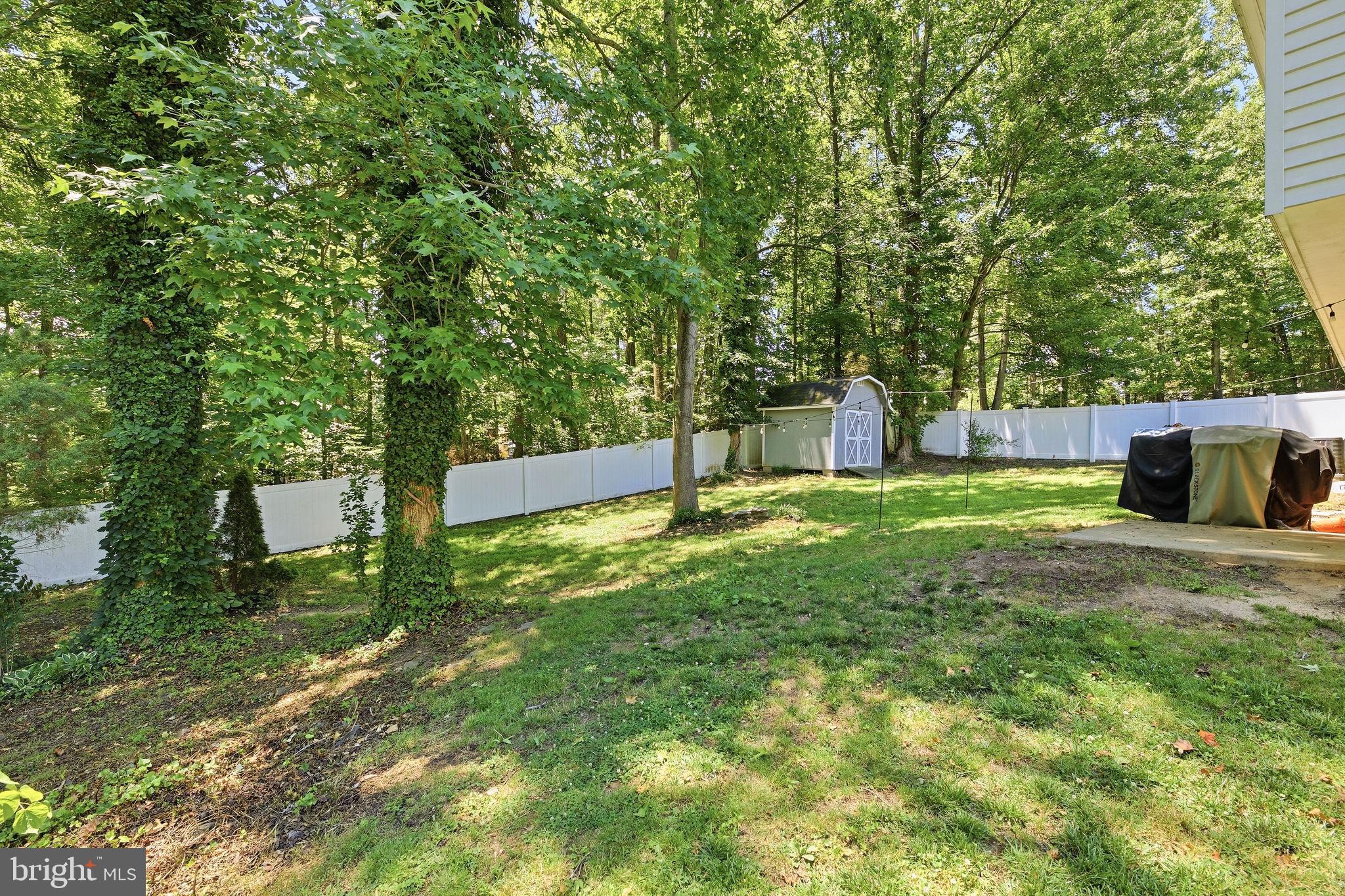LAUREL RIDGE - Residential