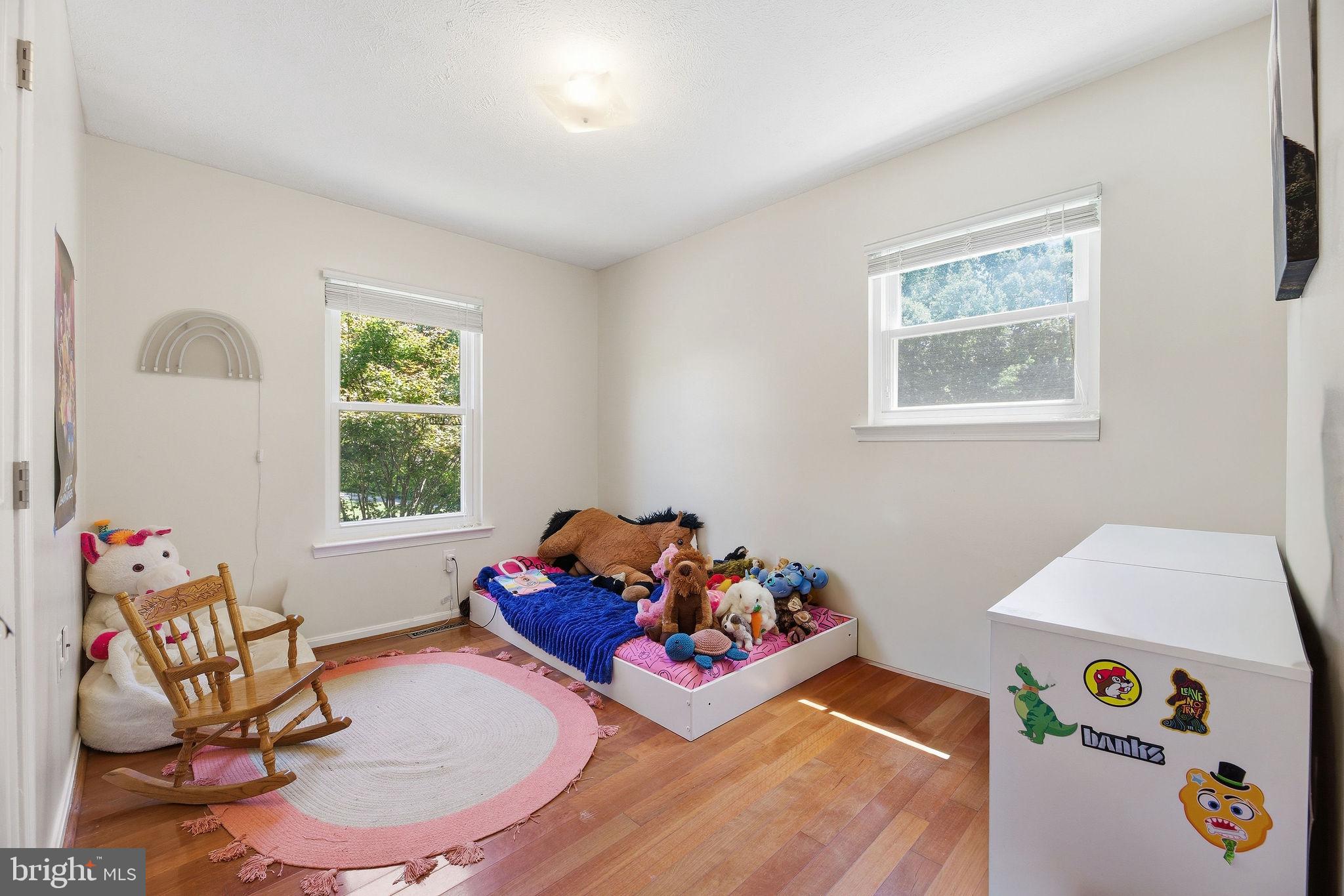 LAUREL RIDGE - Residential