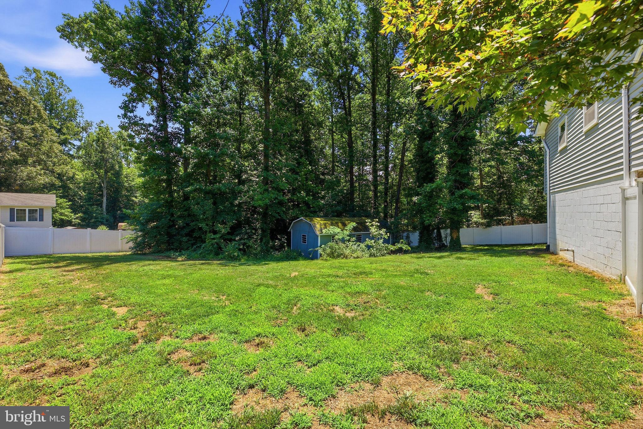 LAUREL RIDGE - Residential