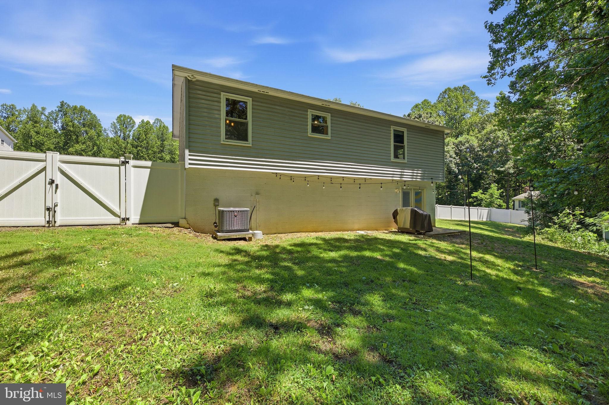 LAUREL RIDGE - Residential