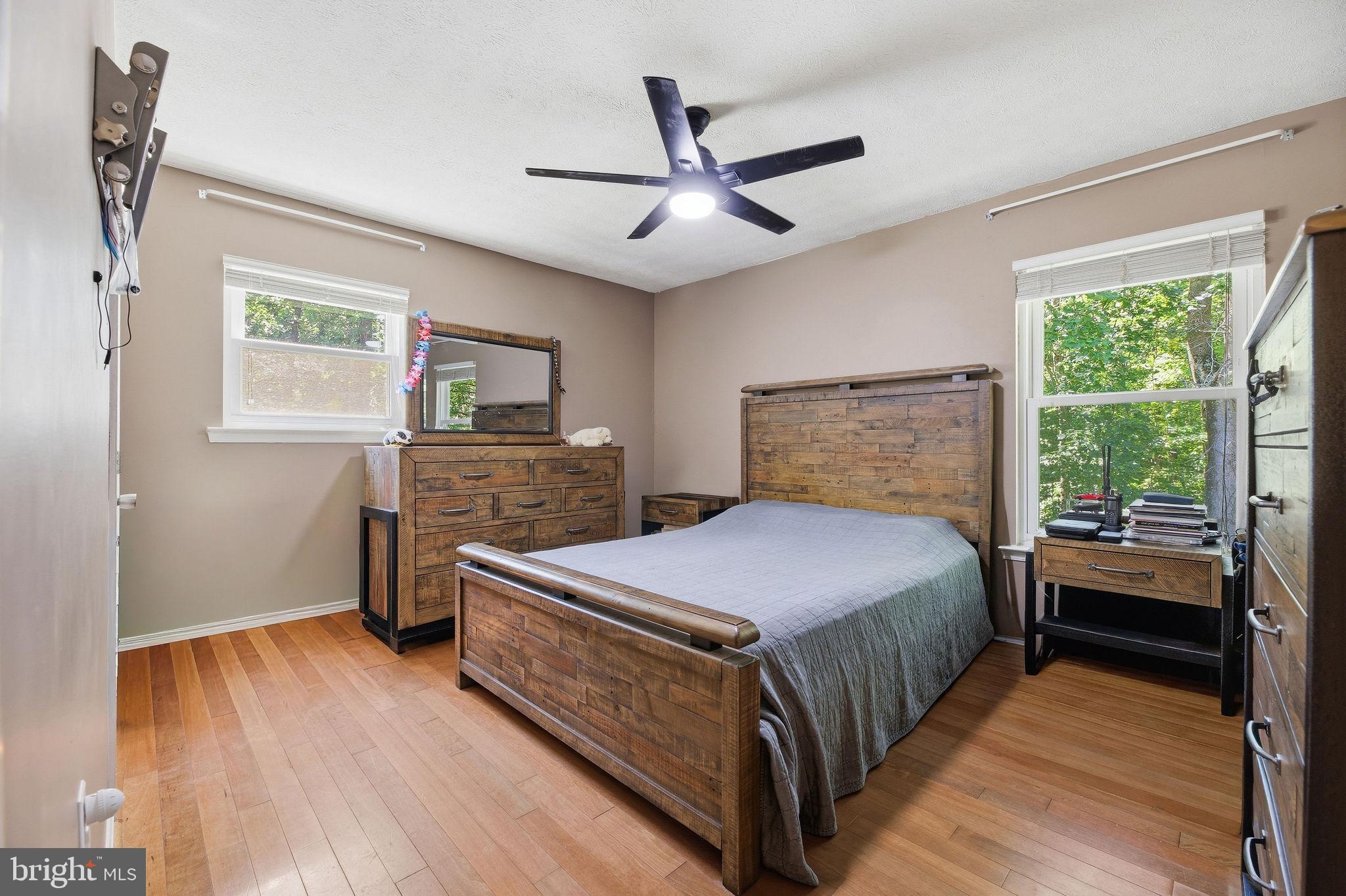 LAUREL RIDGE - Residential