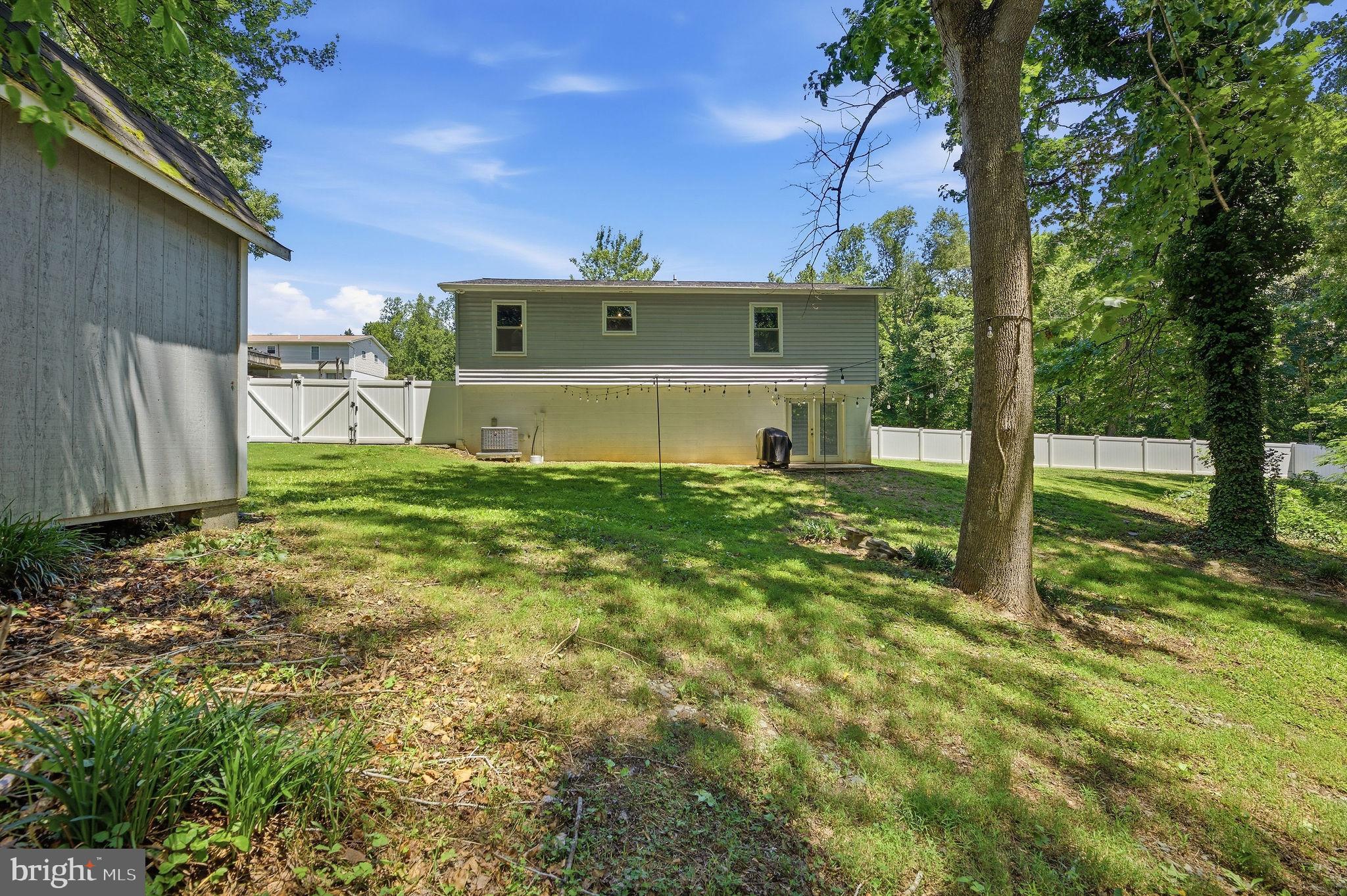 LAUREL RIDGE - Residential