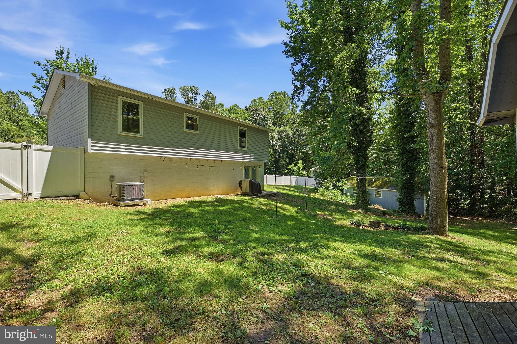 LAUREL RIDGE - Residential