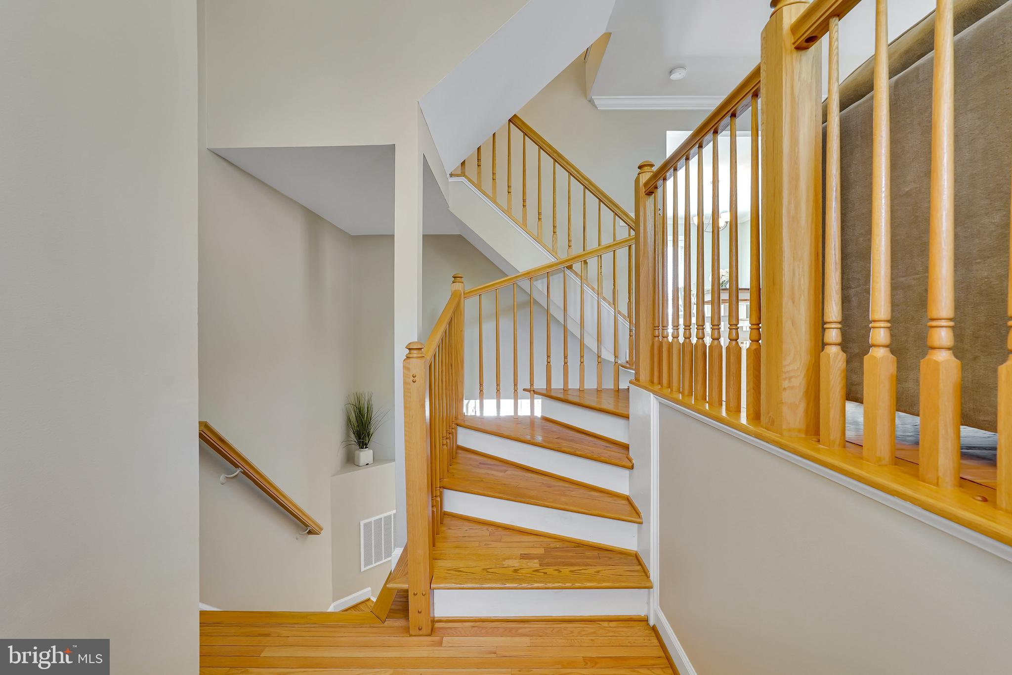 CENTRE RIDGE - Residential