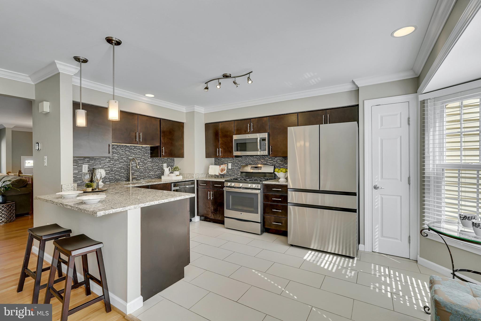 CENTRE RIDGE - Residential