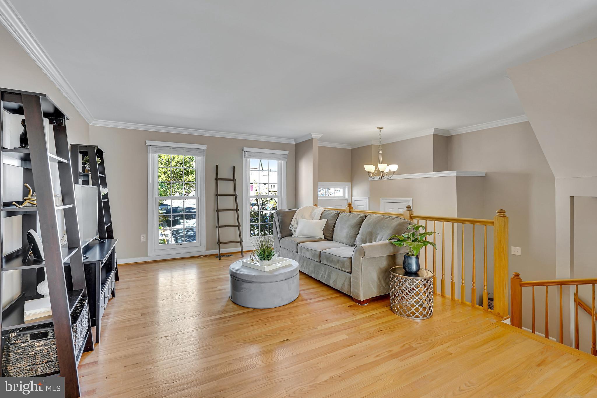 CENTRE RIDGE - Residential