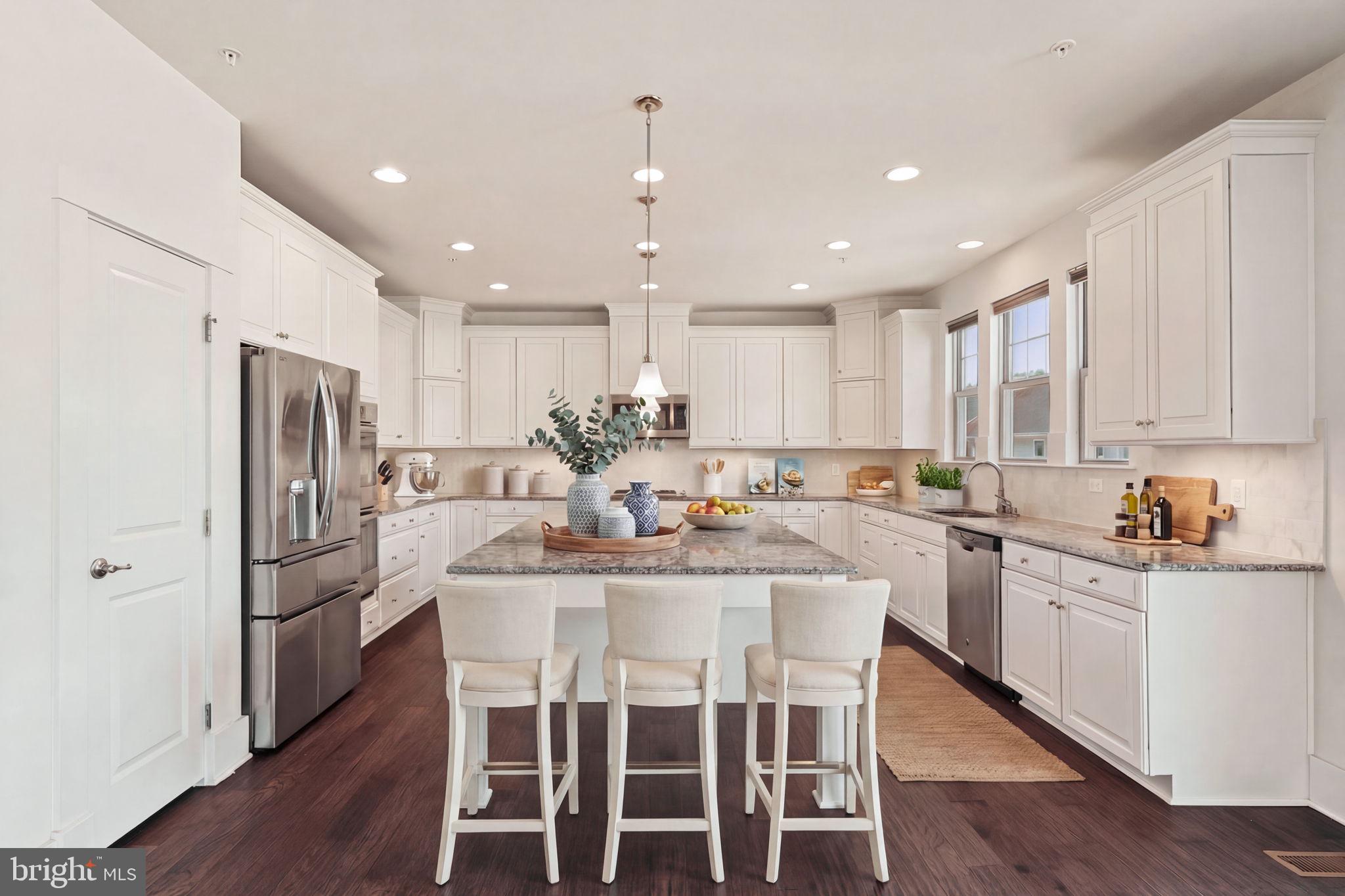 POTOMAC SHORES - Residential