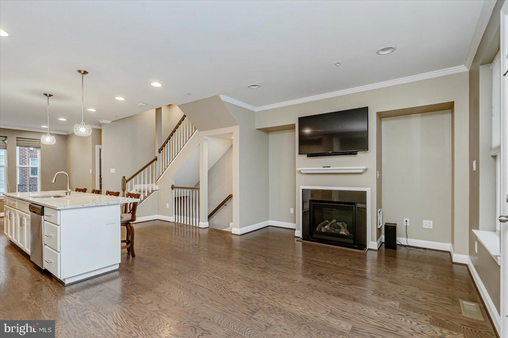 ANNAPOLIS - Residential