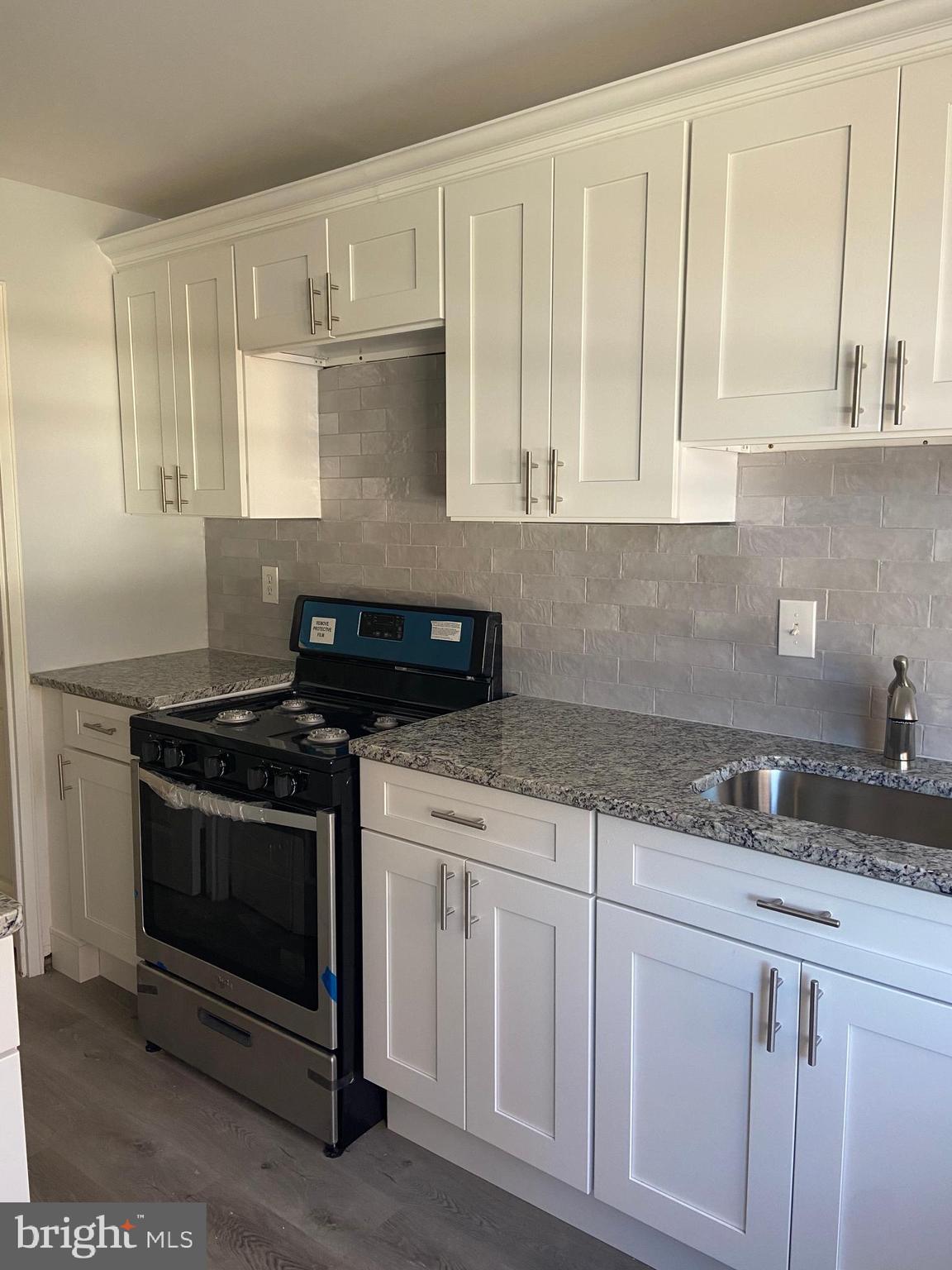 OAK HILL - Residential