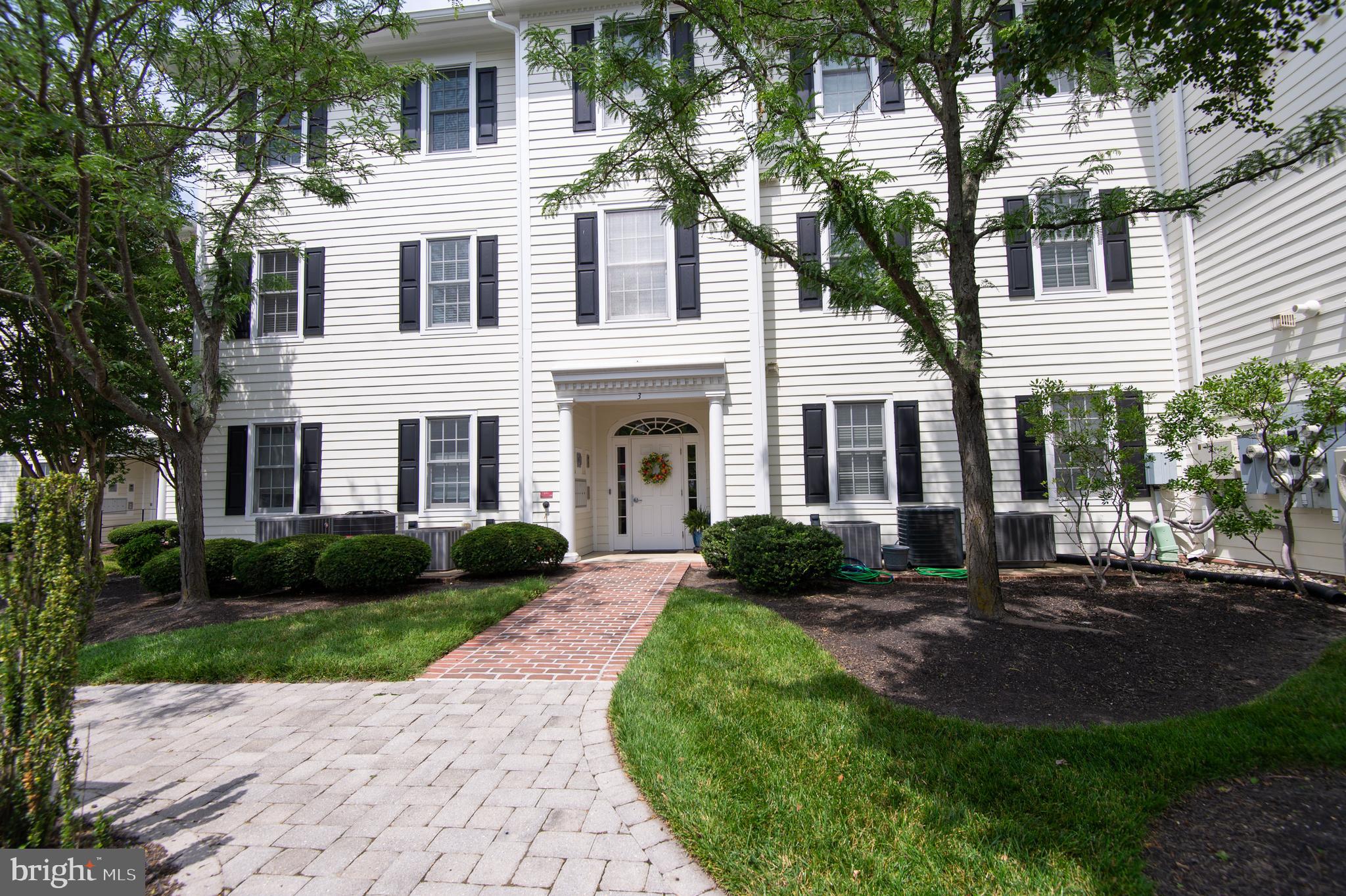 HISTORIC CAMBRIDGE - Residential