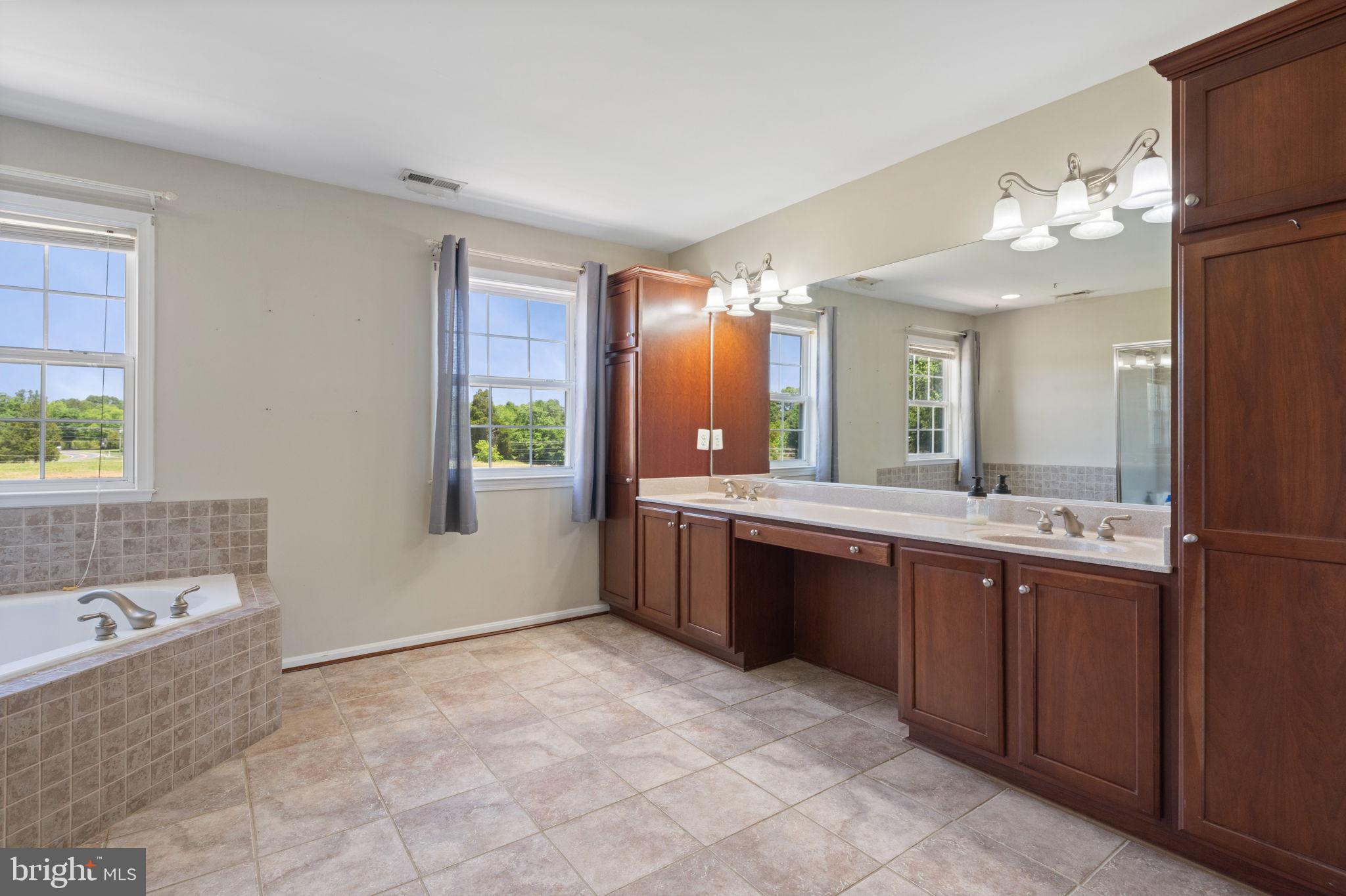 PERCHERON PLACE - Residential