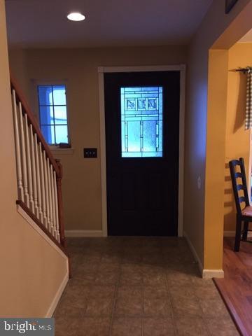 WESTWOOD HILLS - Residential