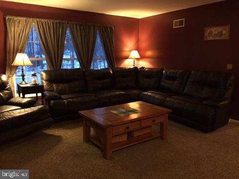 WESTWOOD HILLS - Residential