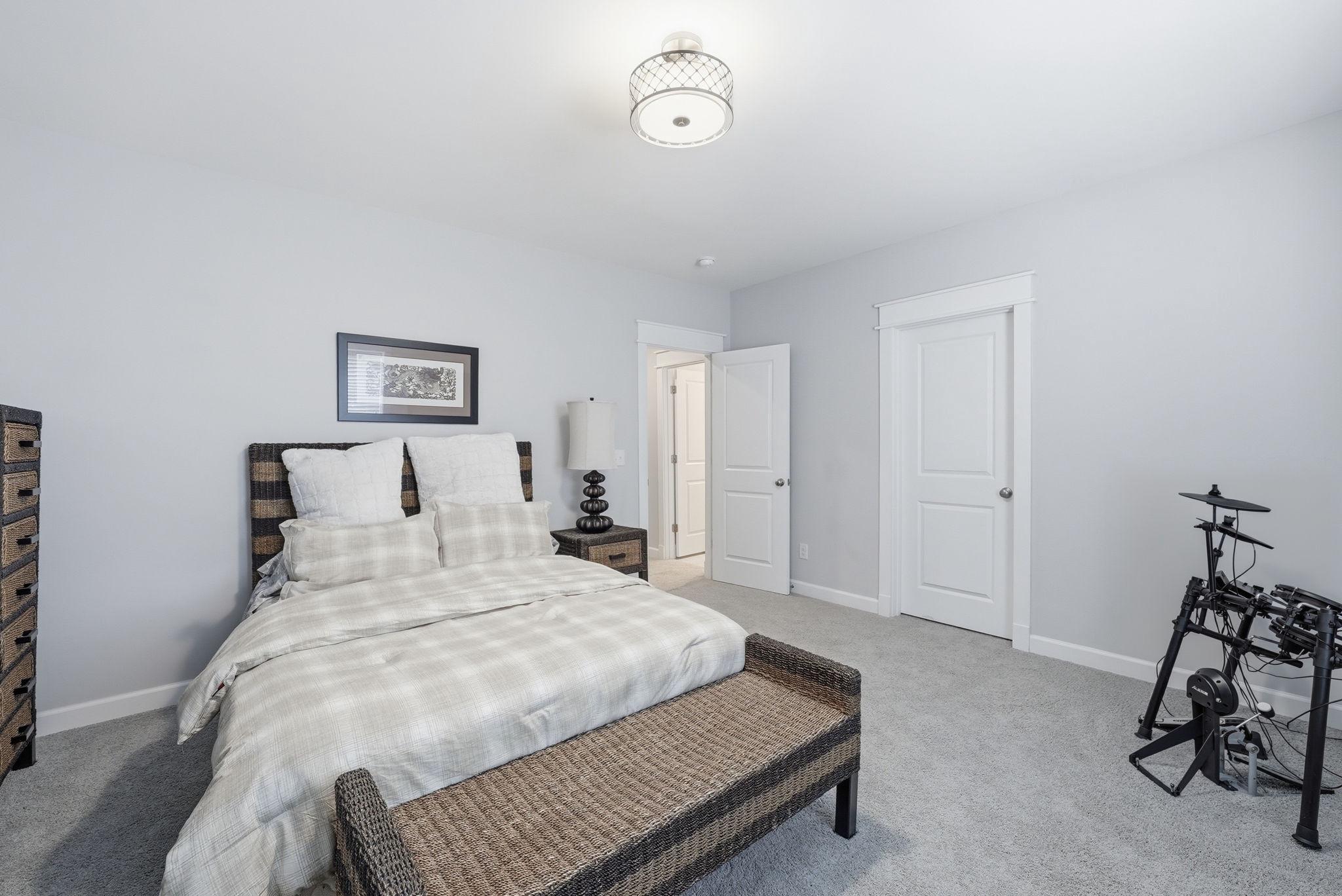 LEWINSVILLE - Residential