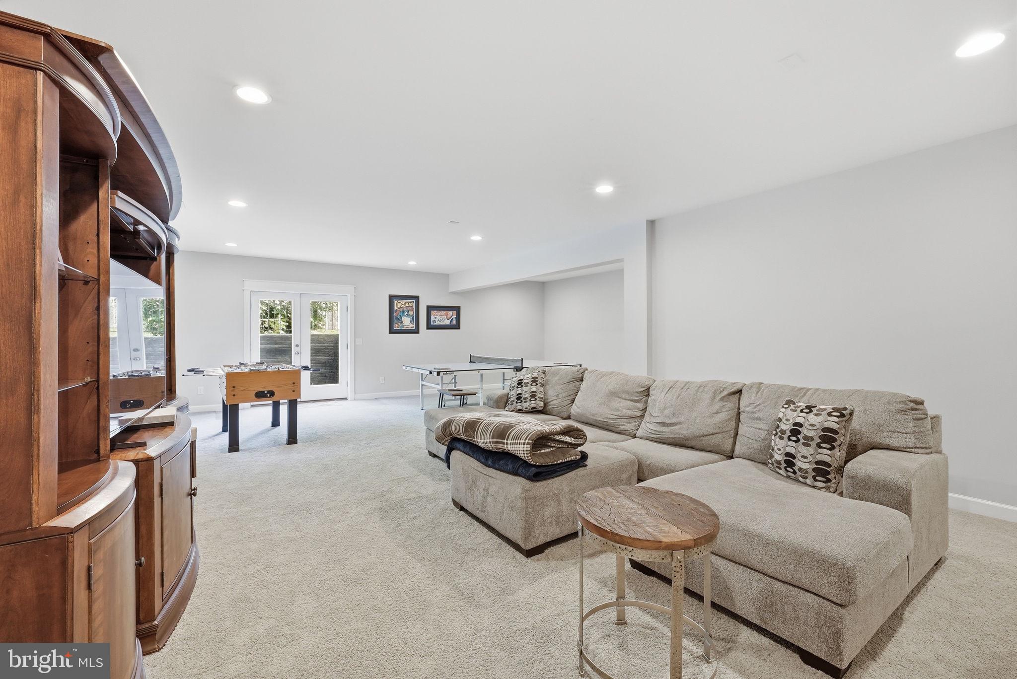 LEWINSVILLE - Residential