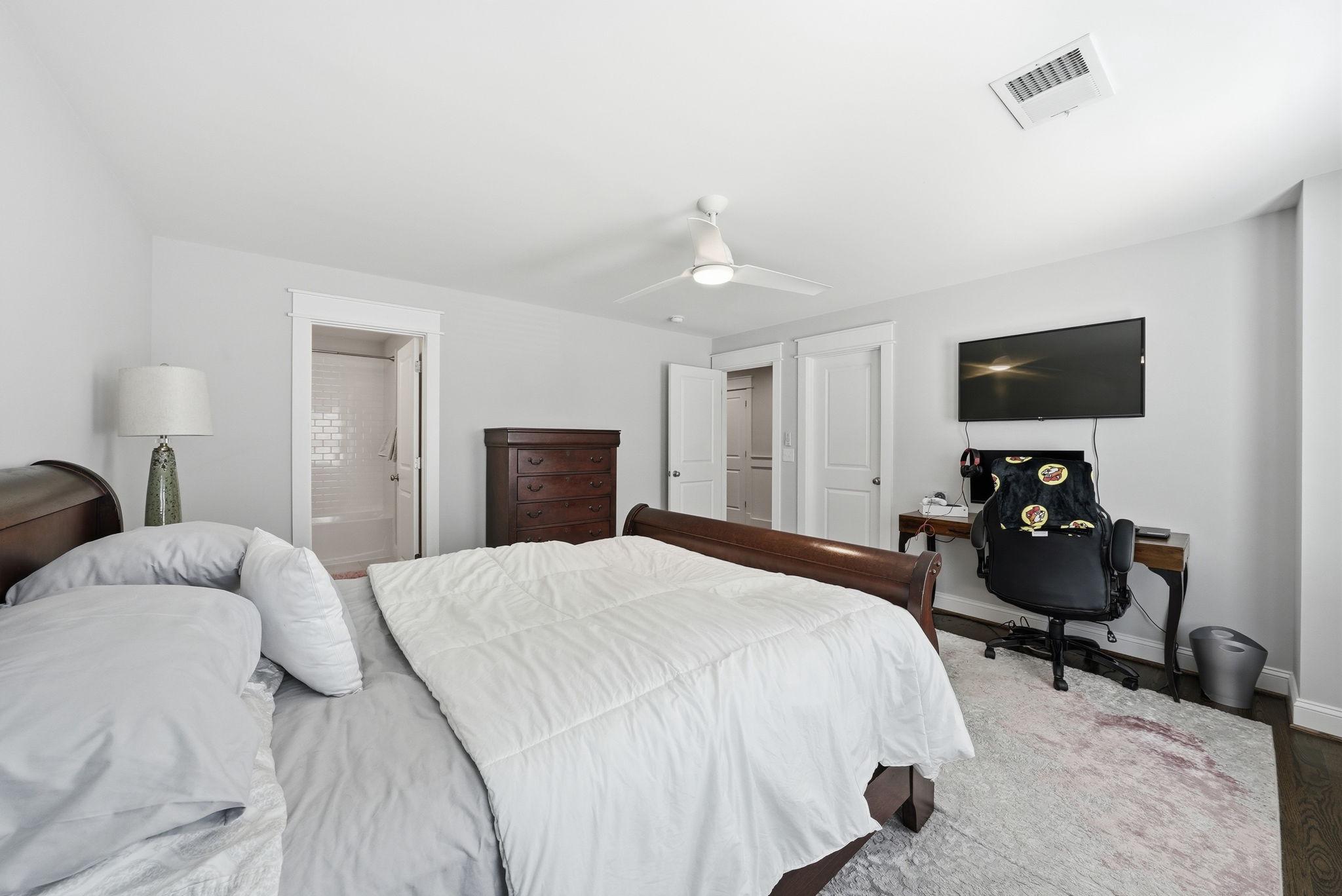 LEWINSVILLE - Residential