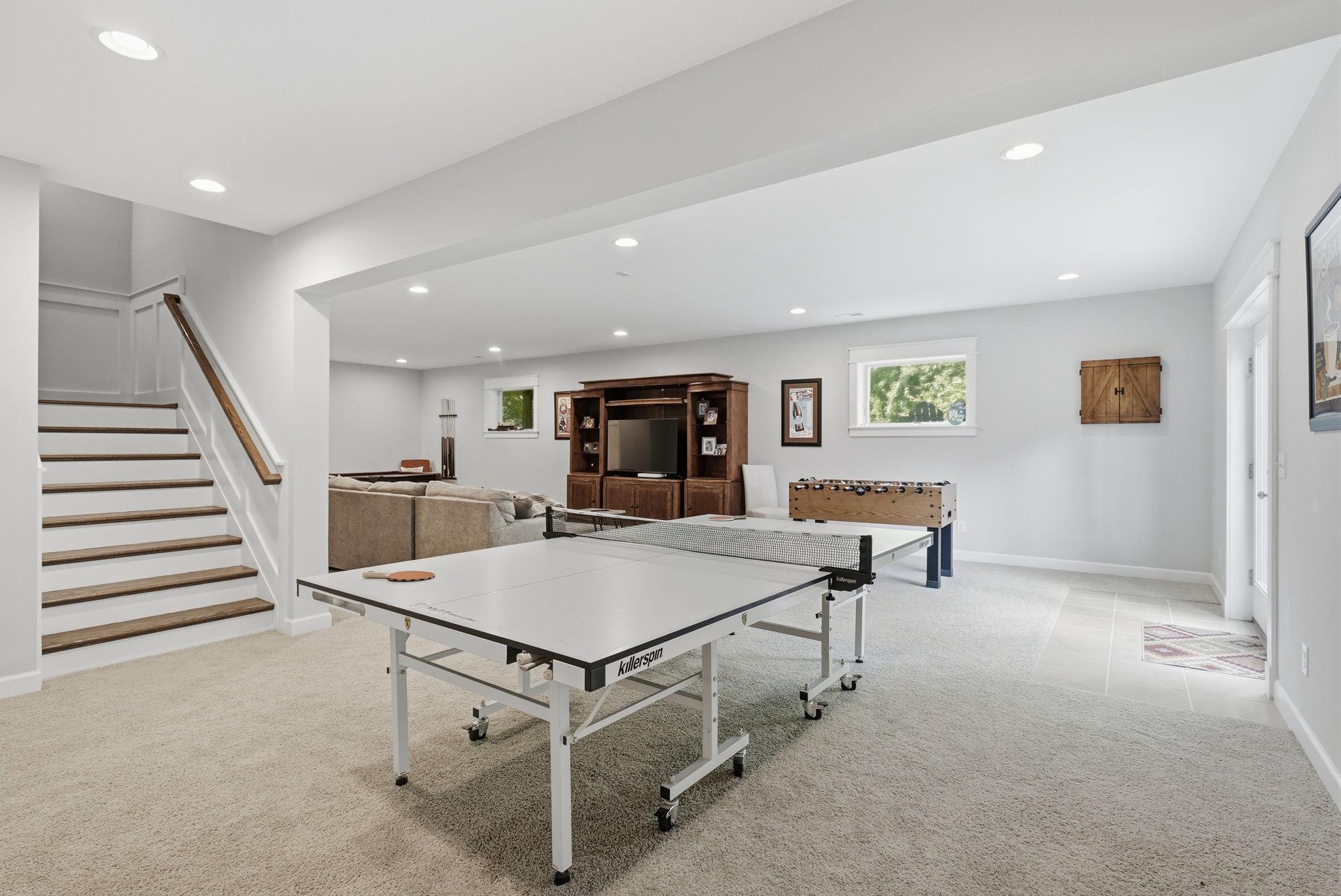LEWINSVILLE - Residential