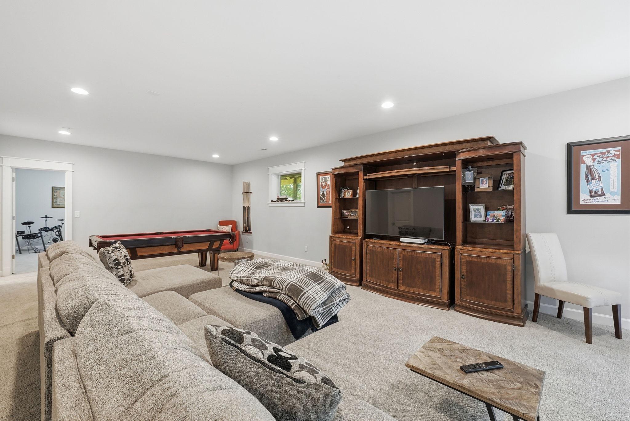 LEWINSVILLE - Residential
