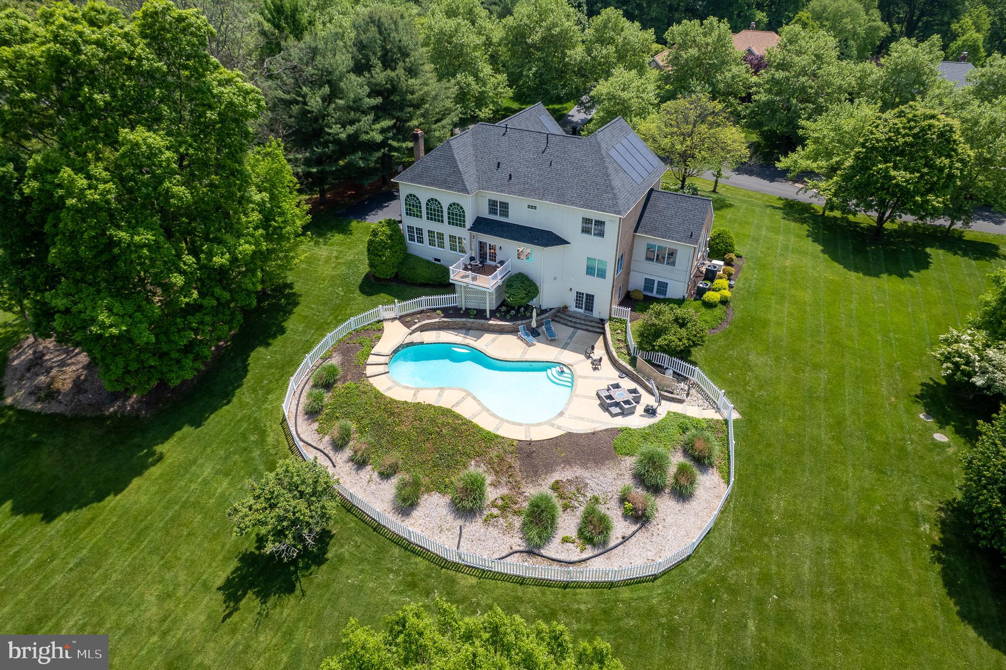BIG BRANCH OVERLOOK - Residential