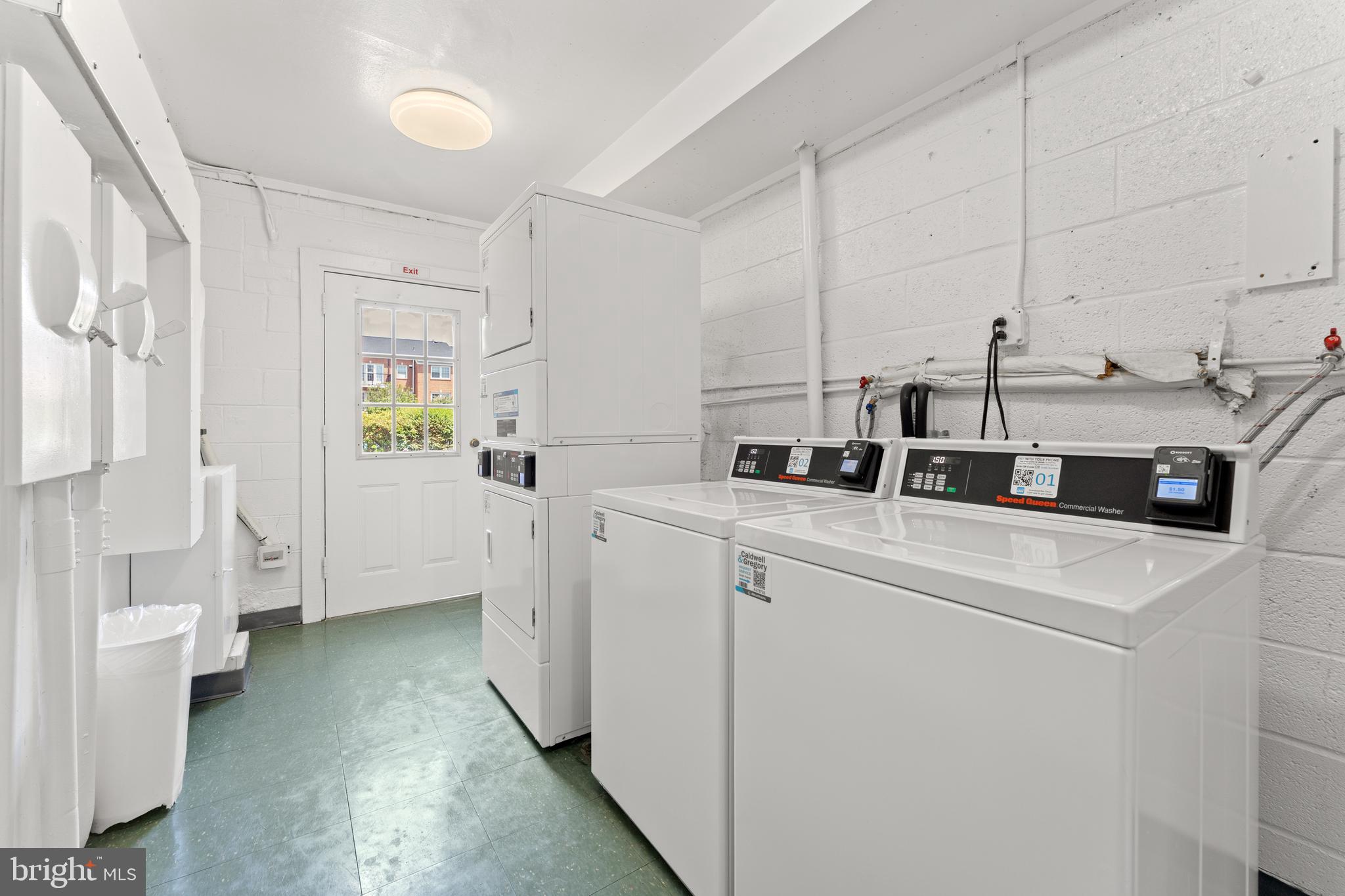 FOXCROFT COLONY CONDOS - Residential