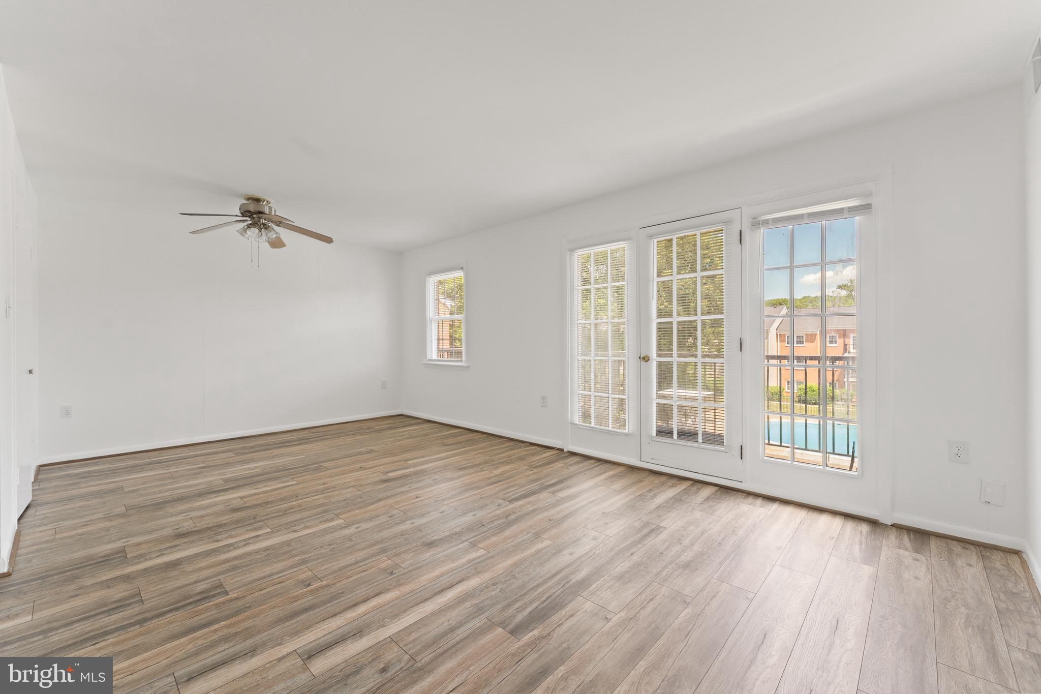 FOXCROFT COLONY CONDOS - Residential
