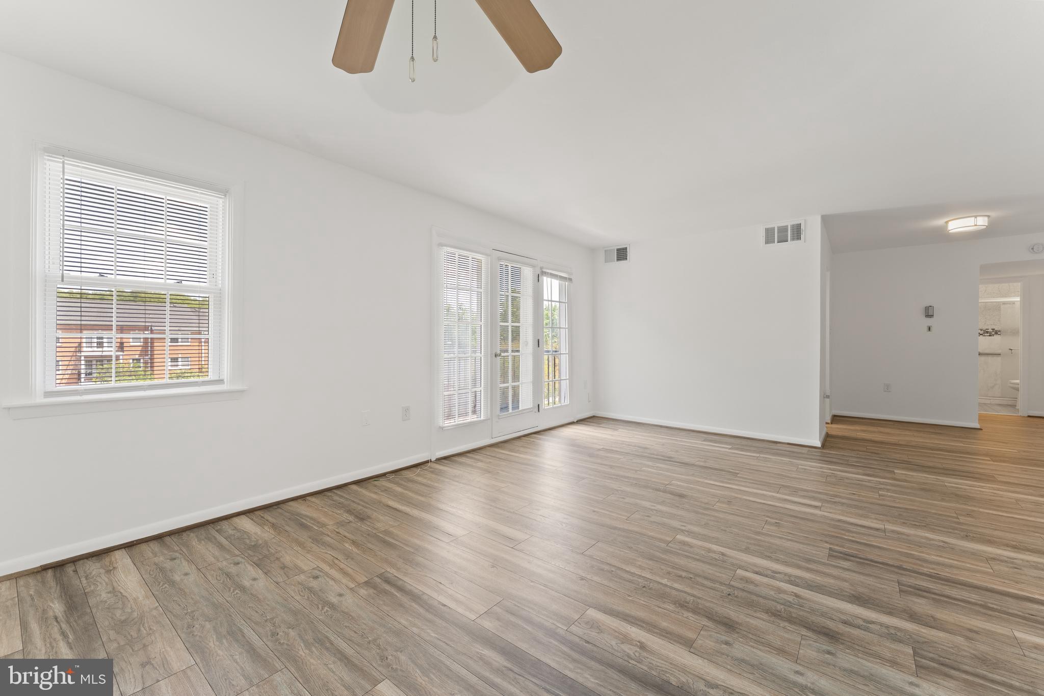 FOXCROFT COLONY CONDOS - Residential