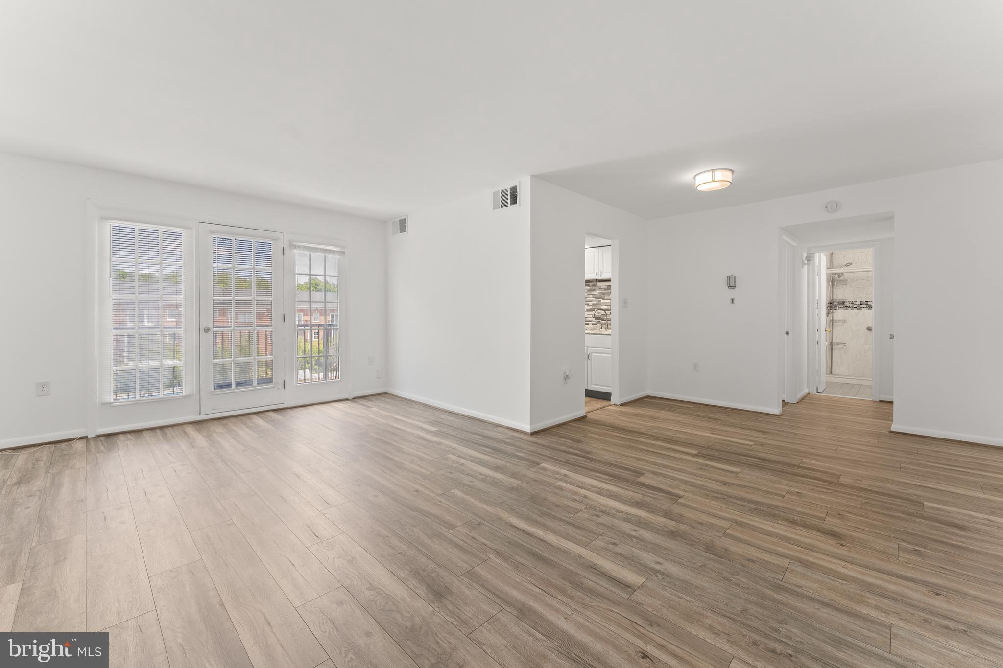 FOXCROFT COLONY CONDOS - Residential