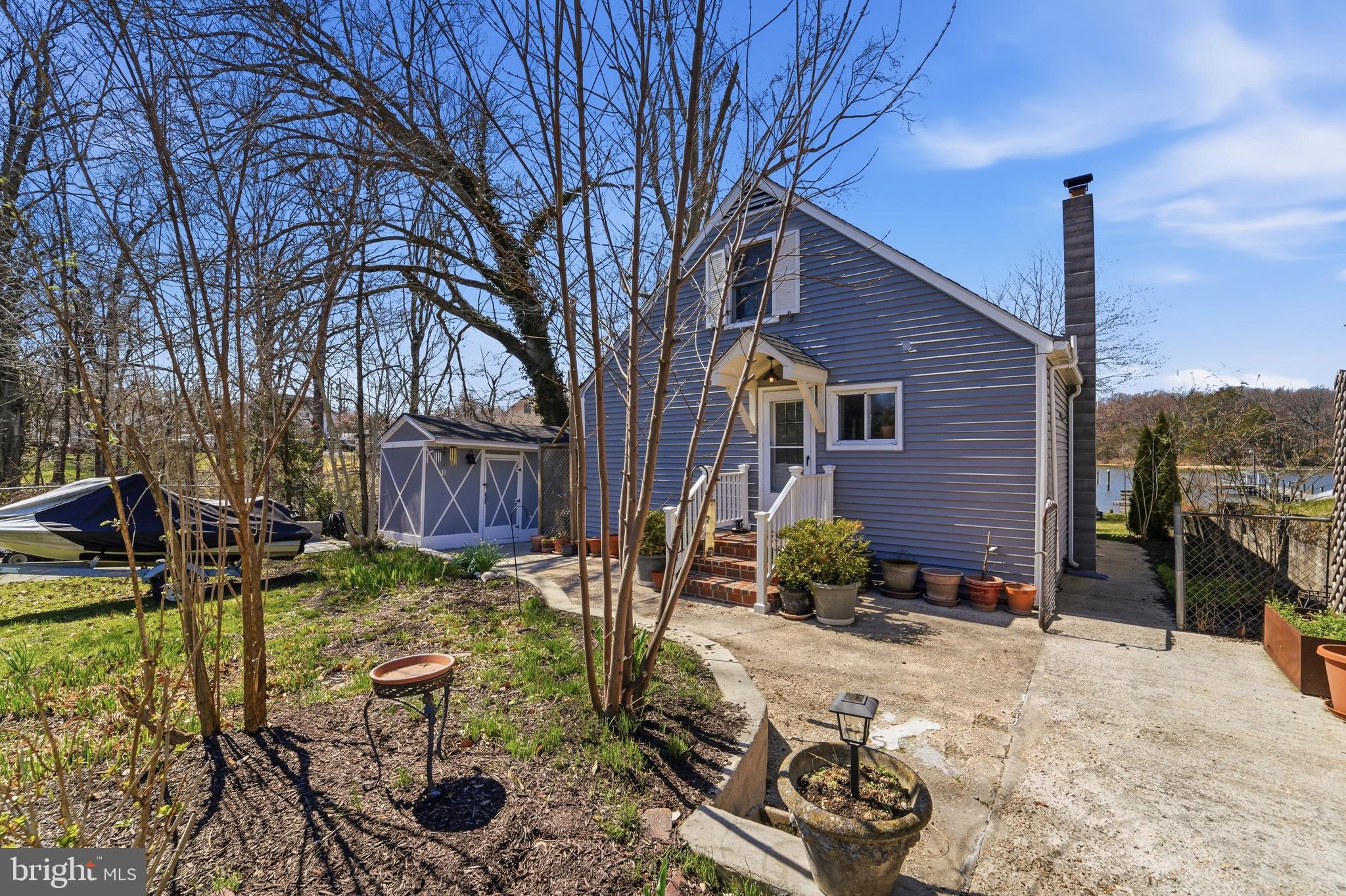 CEDAR BEACH - Residential
