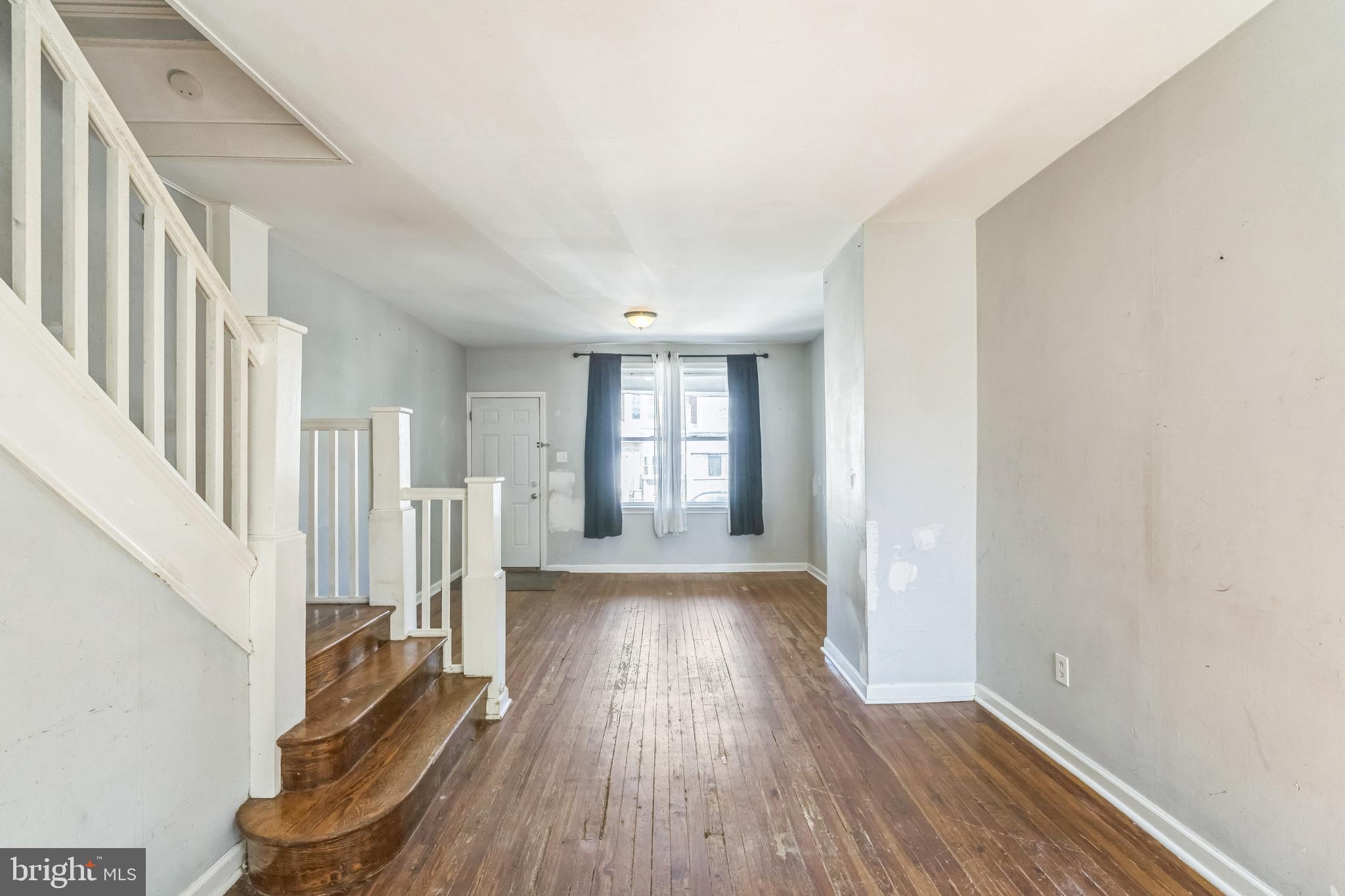 PORT RICHMOND - Residential