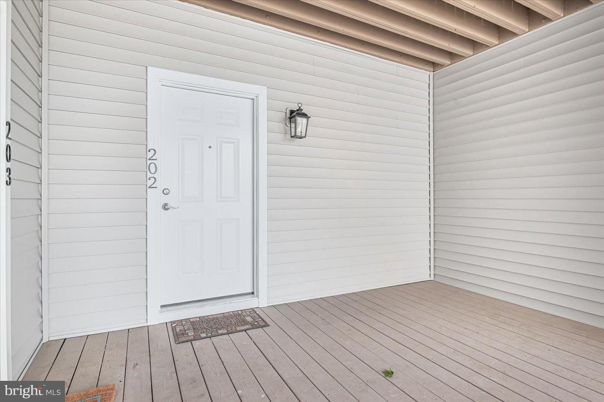 SANDERLING CONDO - Residential