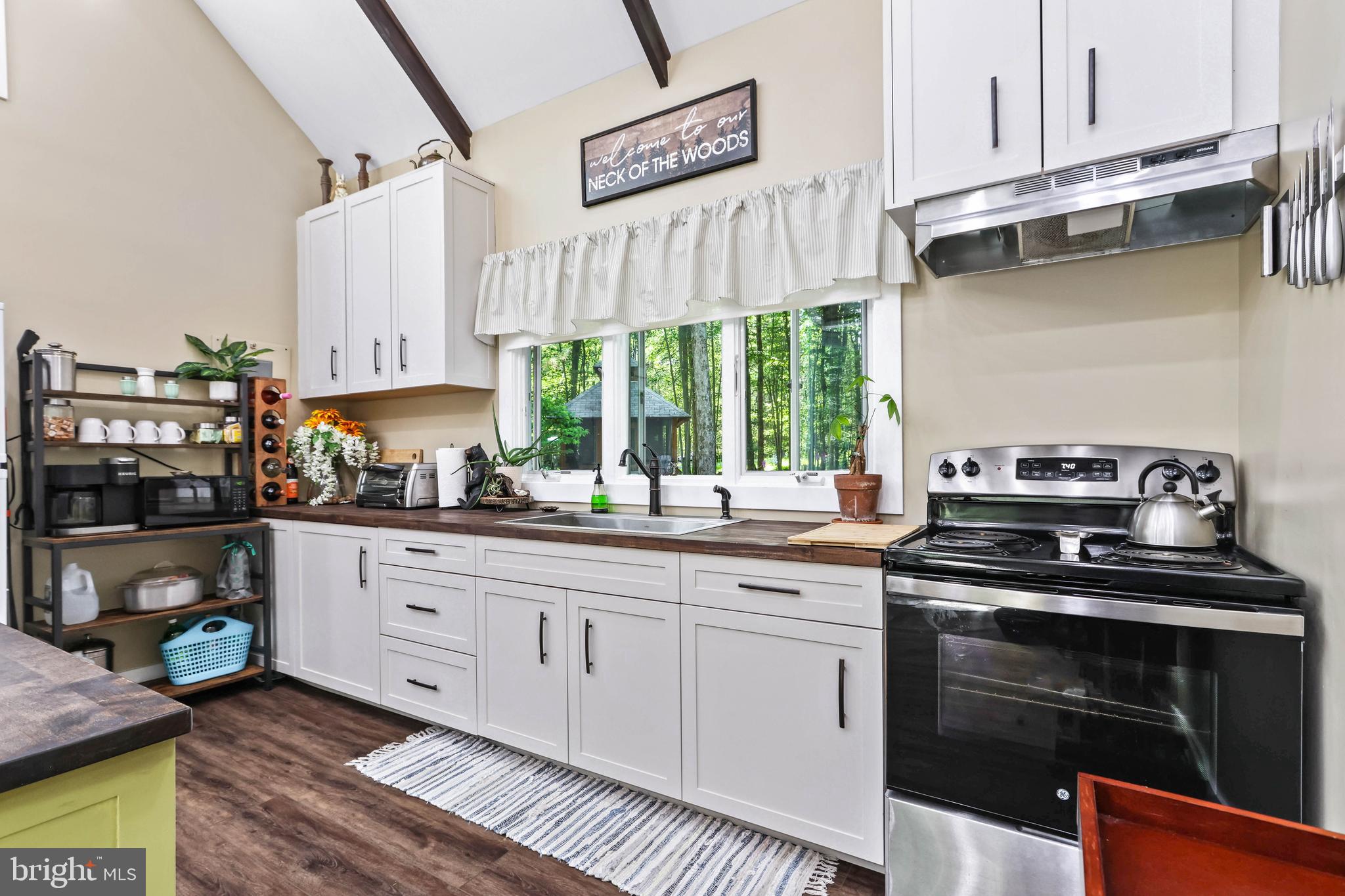 STILLWATER LAKE EST - Residential