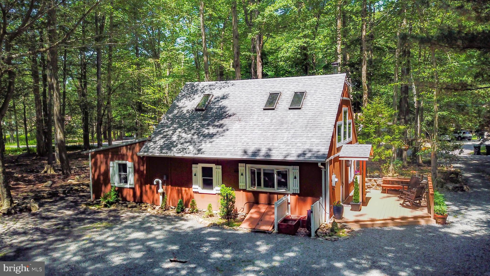 STILLWATER LAKE EST - Residential