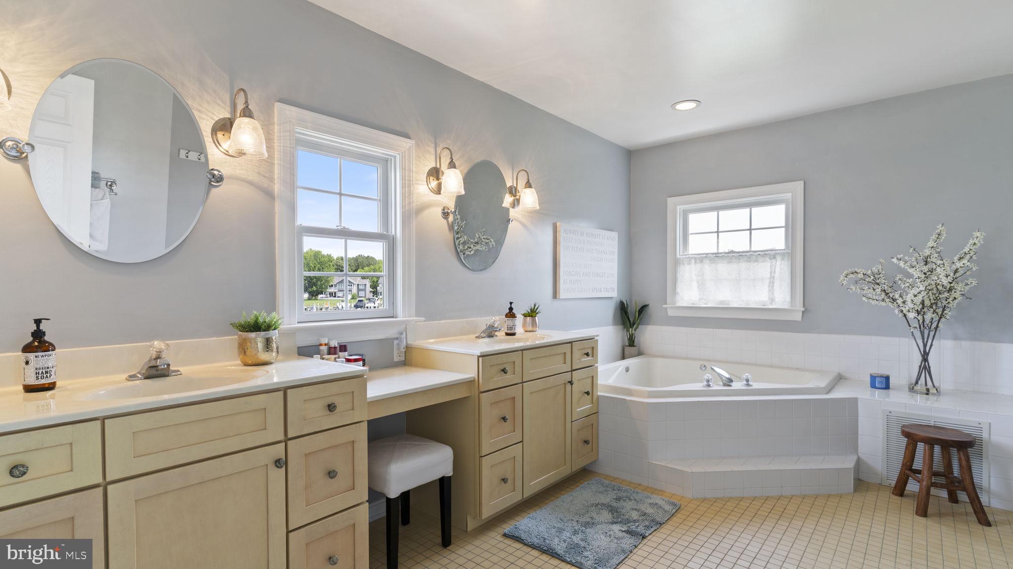 LANDINGS AT PINEY POINT - Residential
