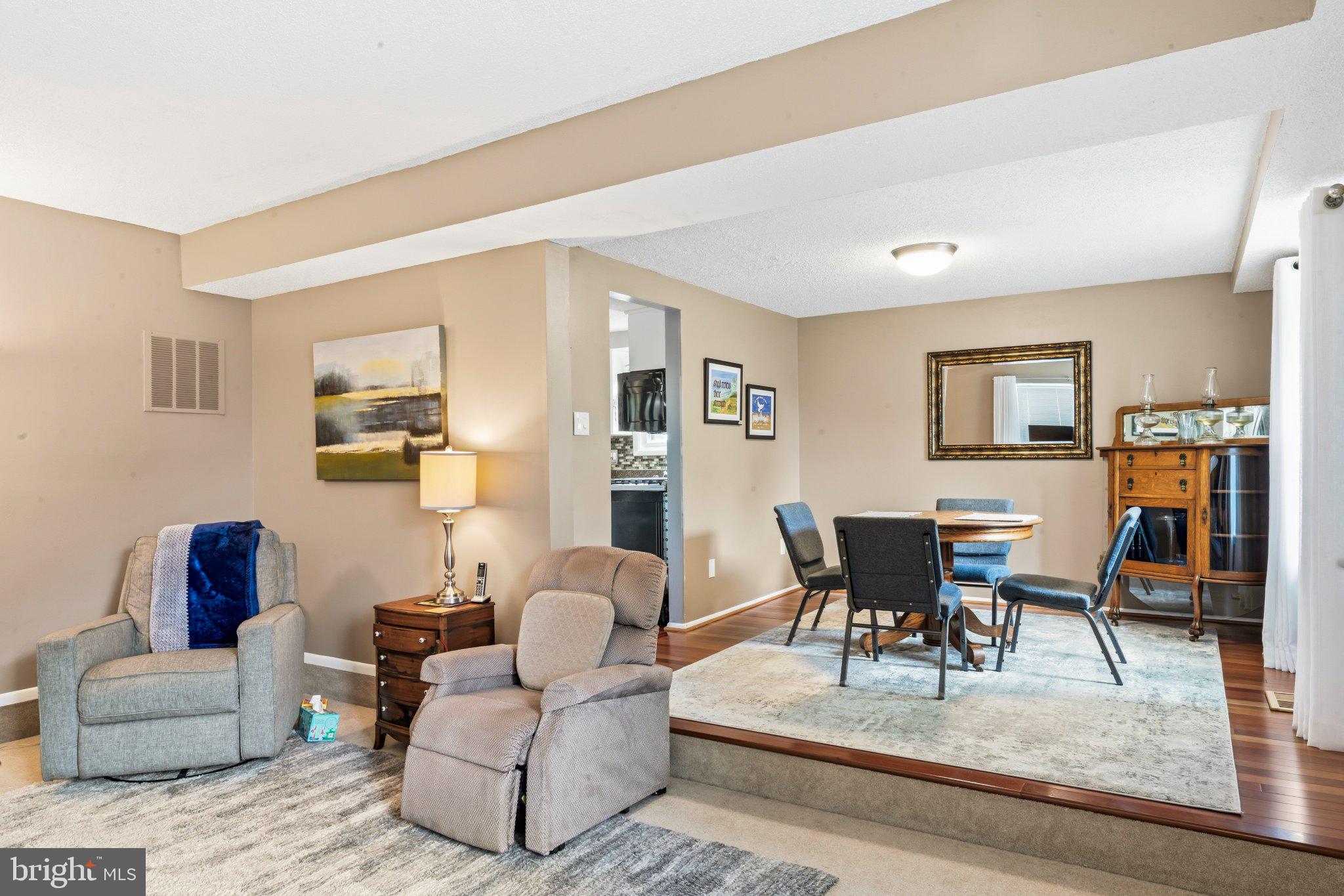 SUGARLAND RUN - Residential