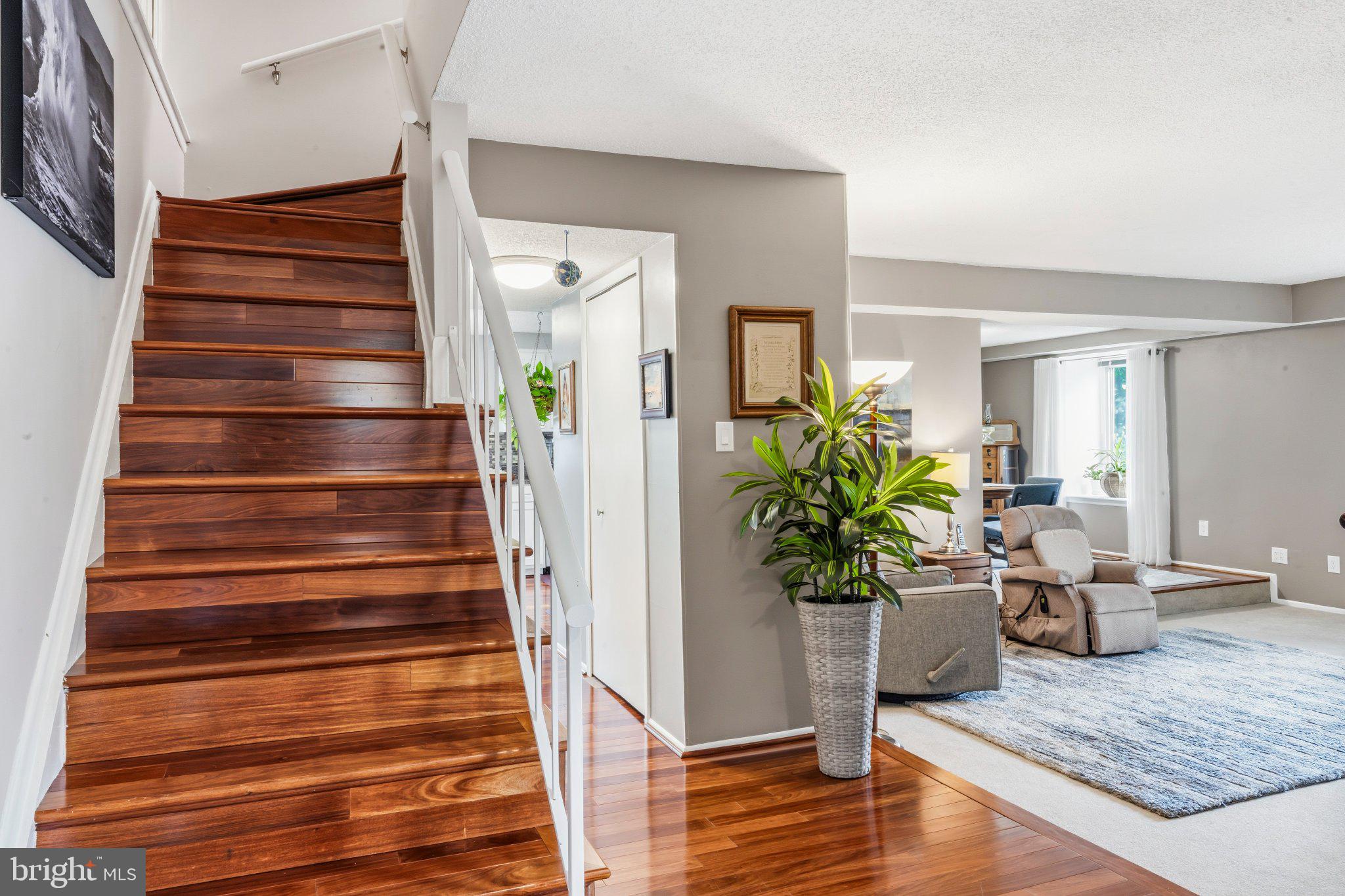 SUGARLAND RUN - Residential