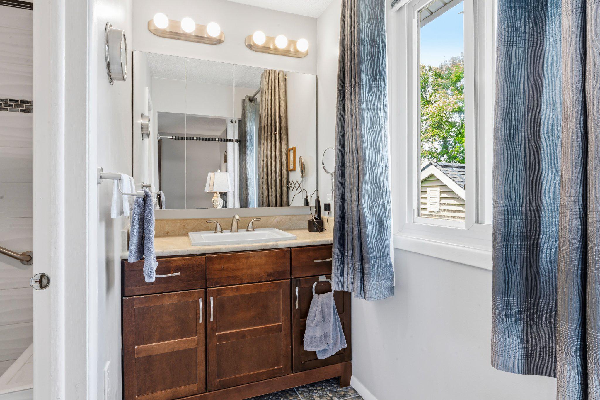 SUGARLAND RUN - Residential