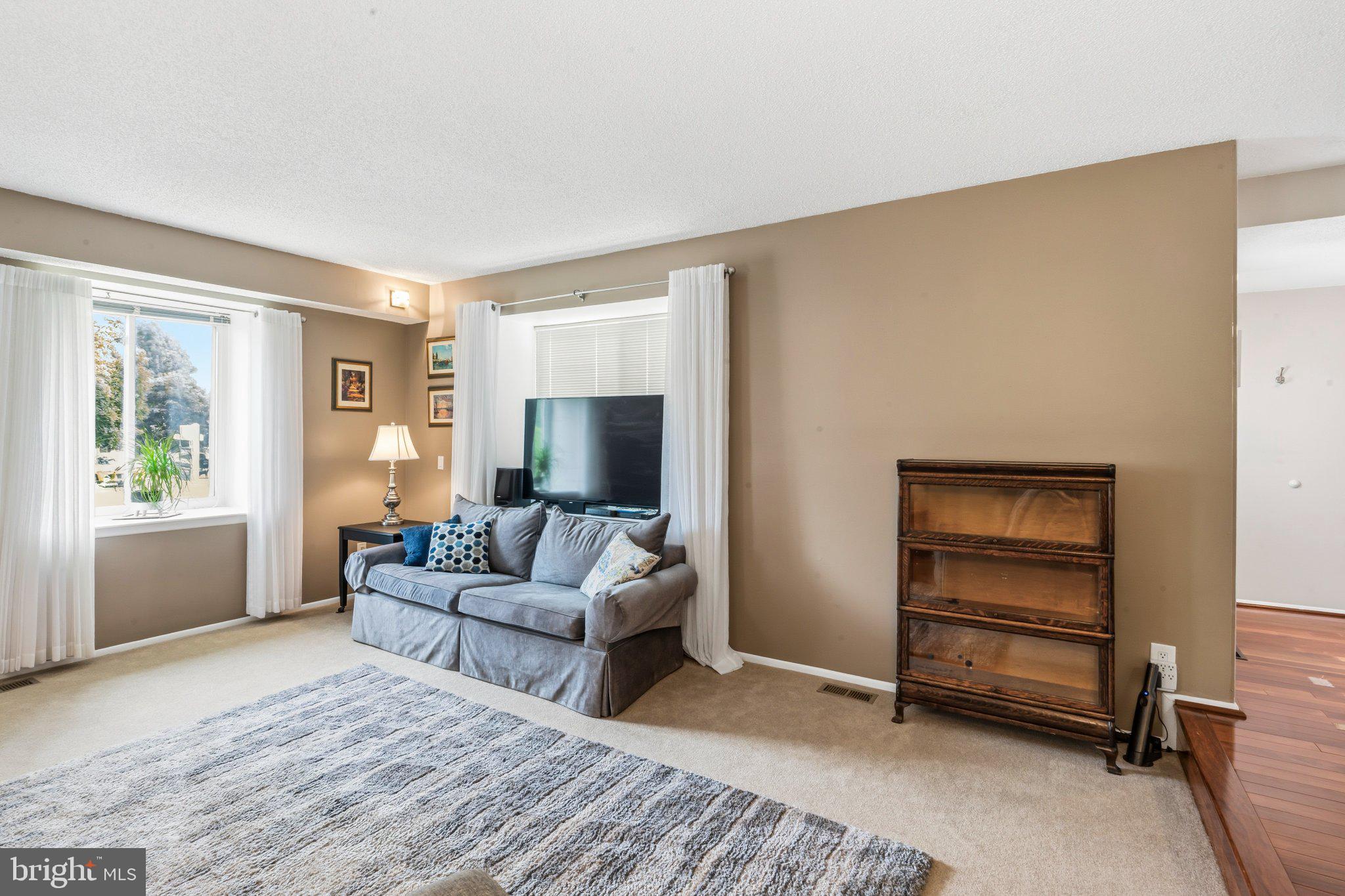 SUGARLAND RUN - Residential