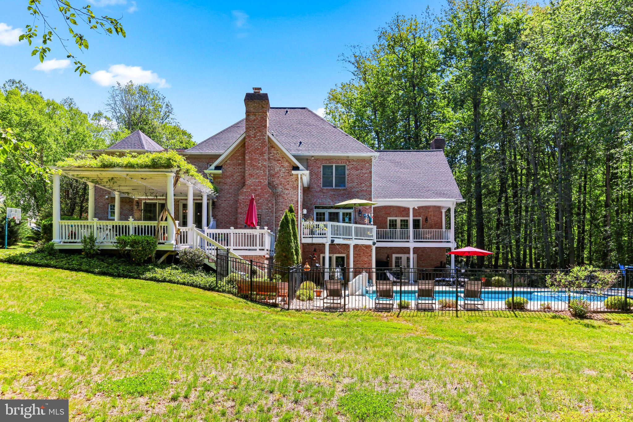 WOOD AT CARROLL RUN - Residential
